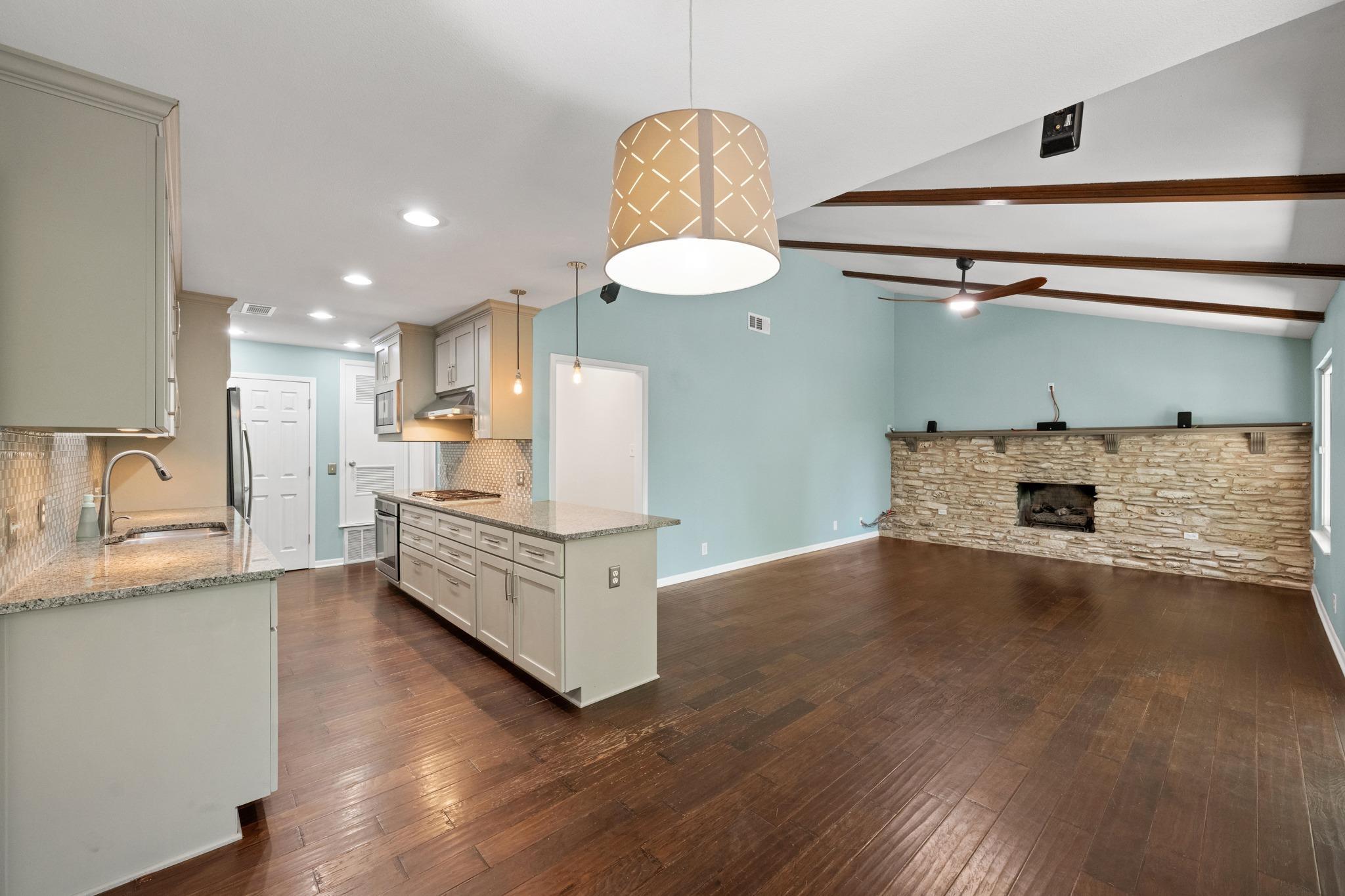 3111 Stanwood DR