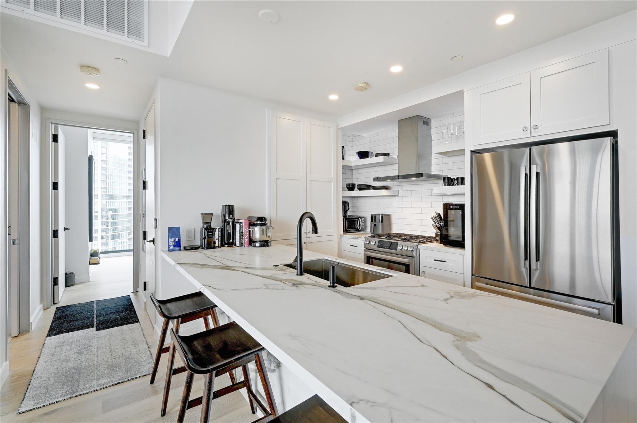 301 West Ave # 2201