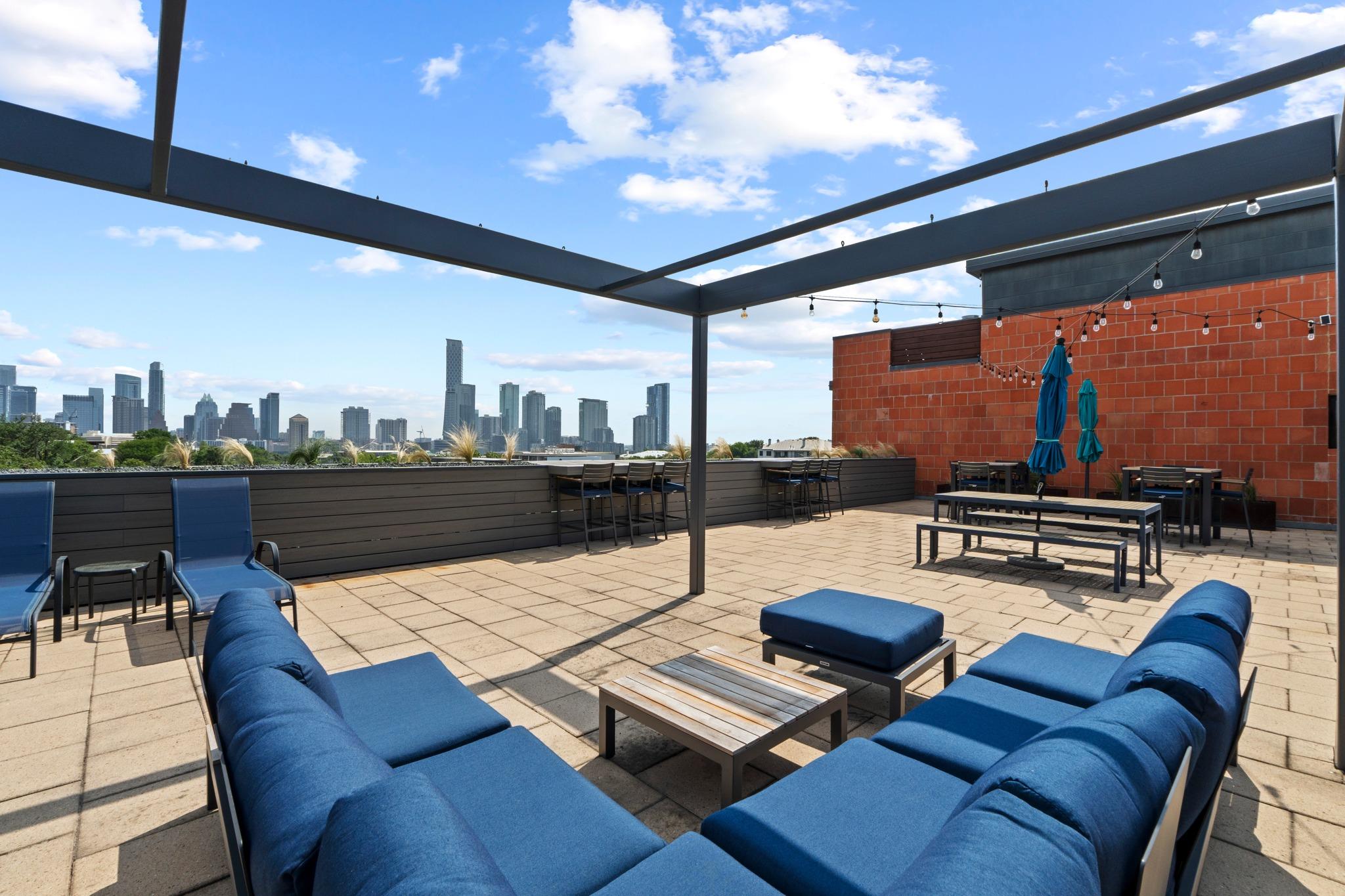 1401 Eva ST # 402