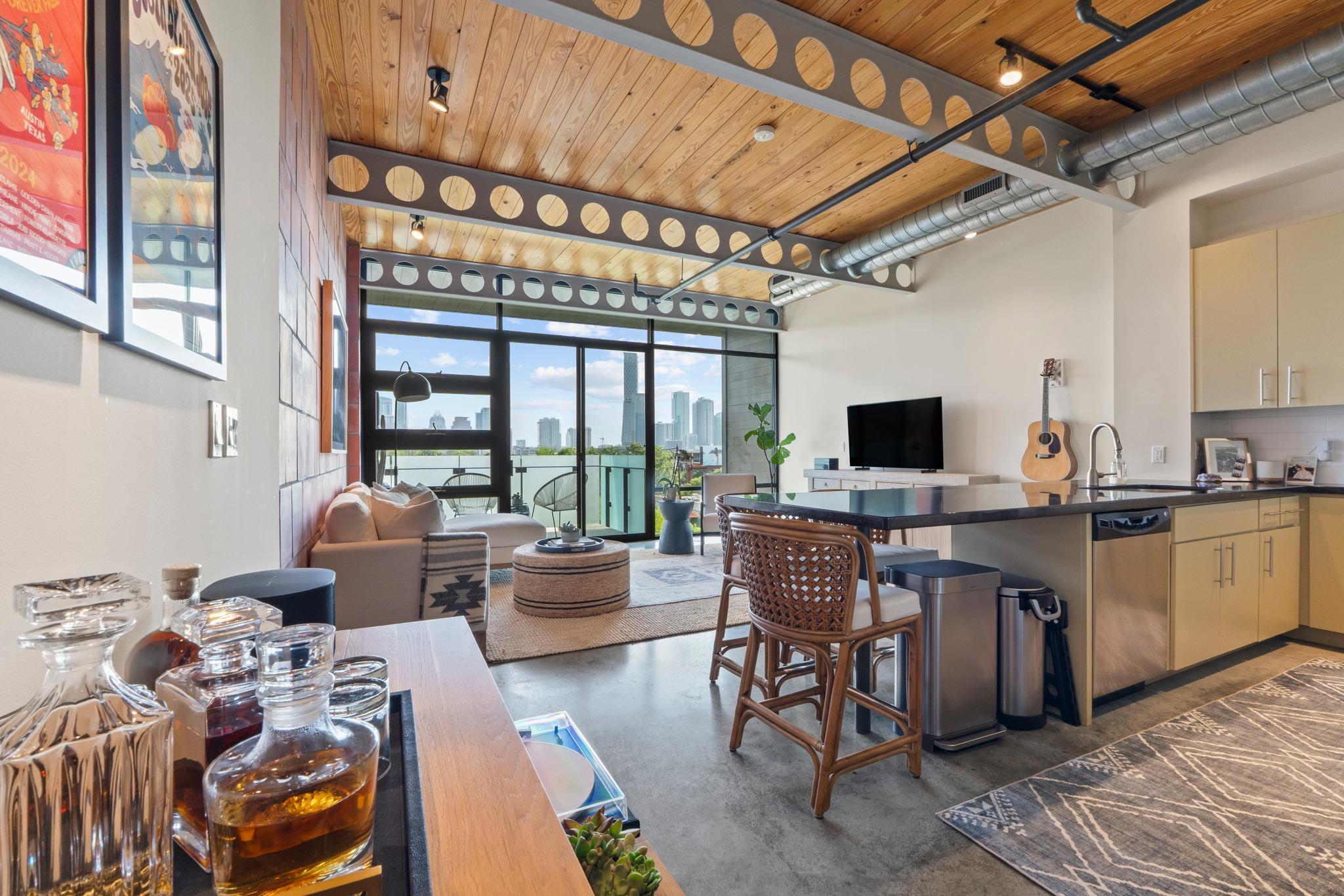 1401 Eva ST # 402