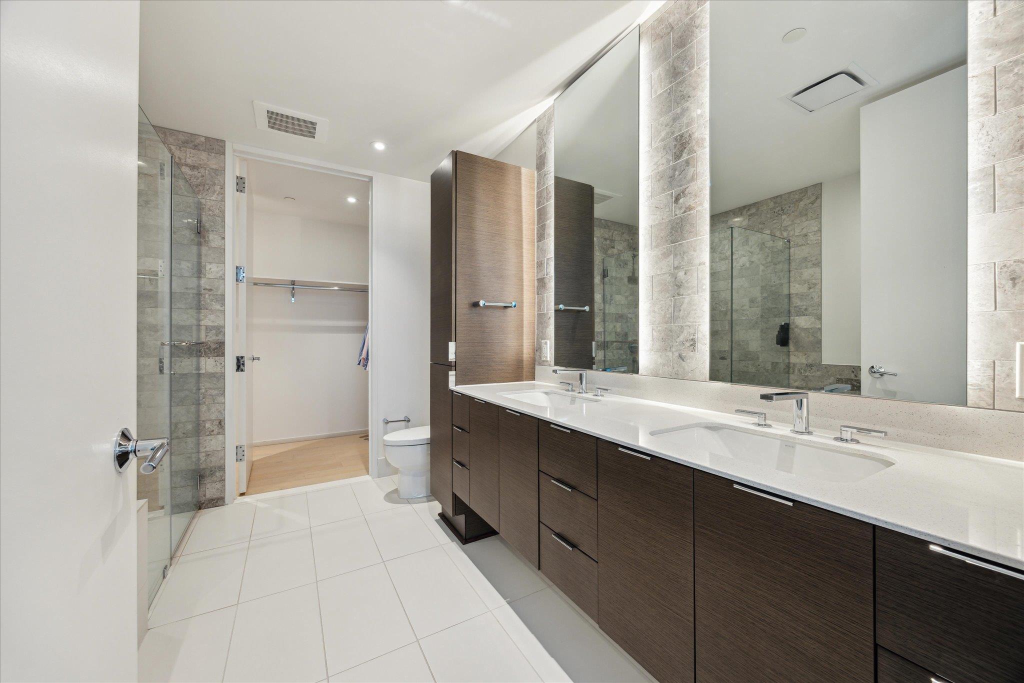 301 West Ave # 4703