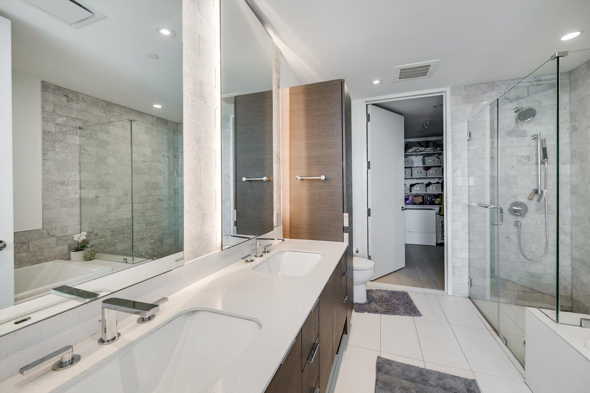 301 West Ave # 4002