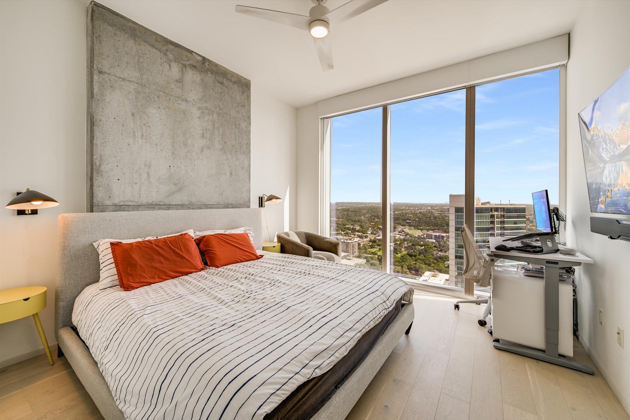 301 West Ave # 4002