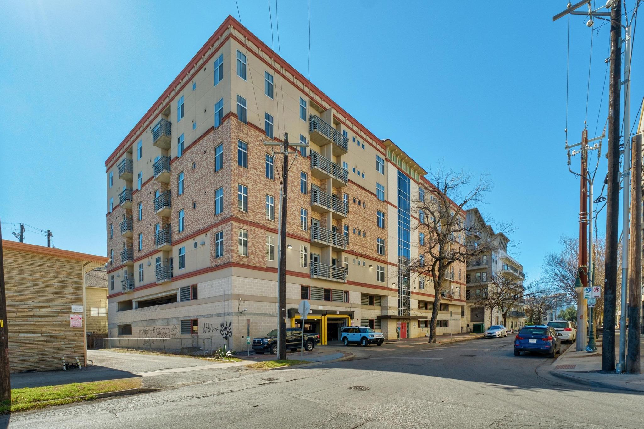 711 W 26th ST # 508