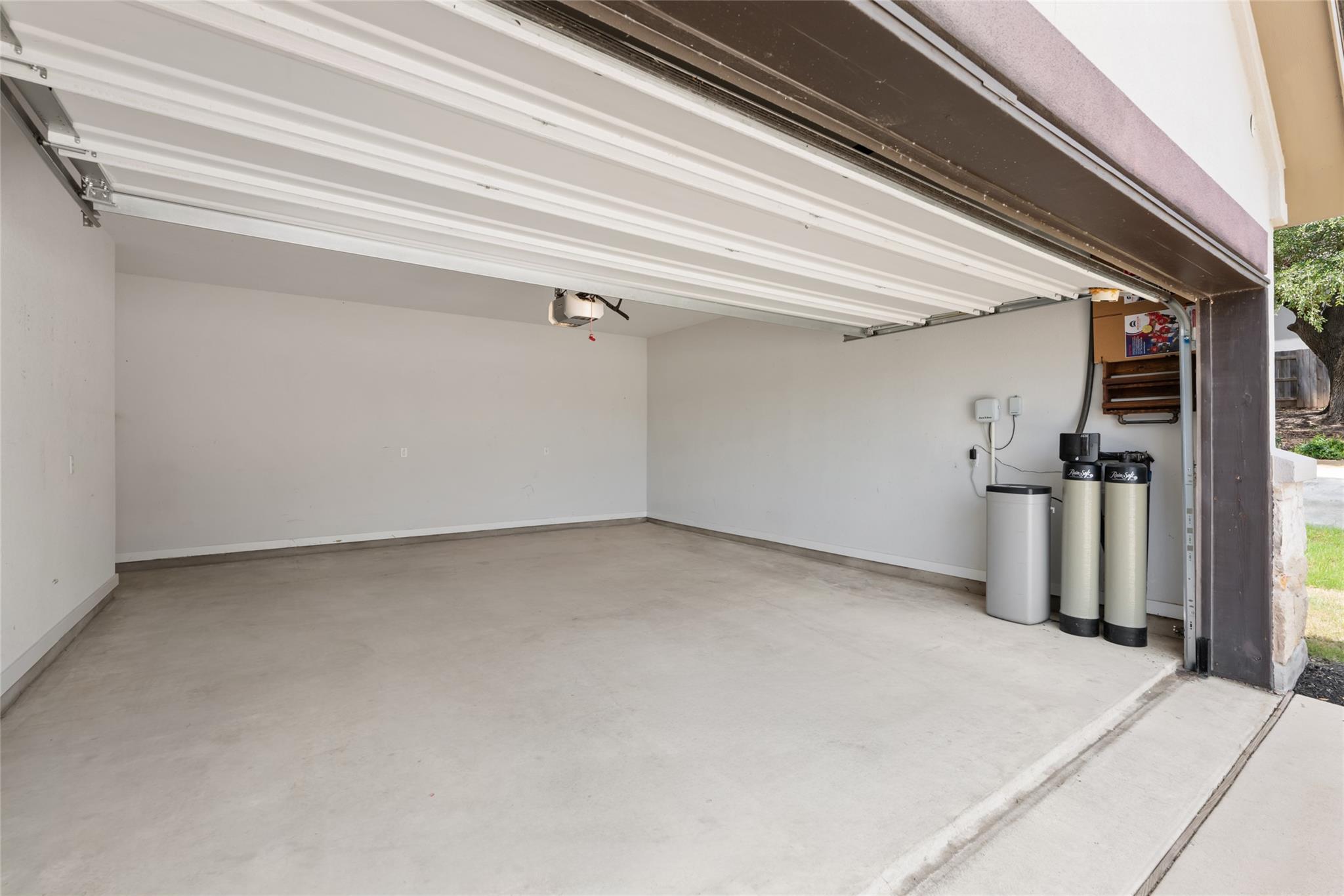 212 Panzano DR