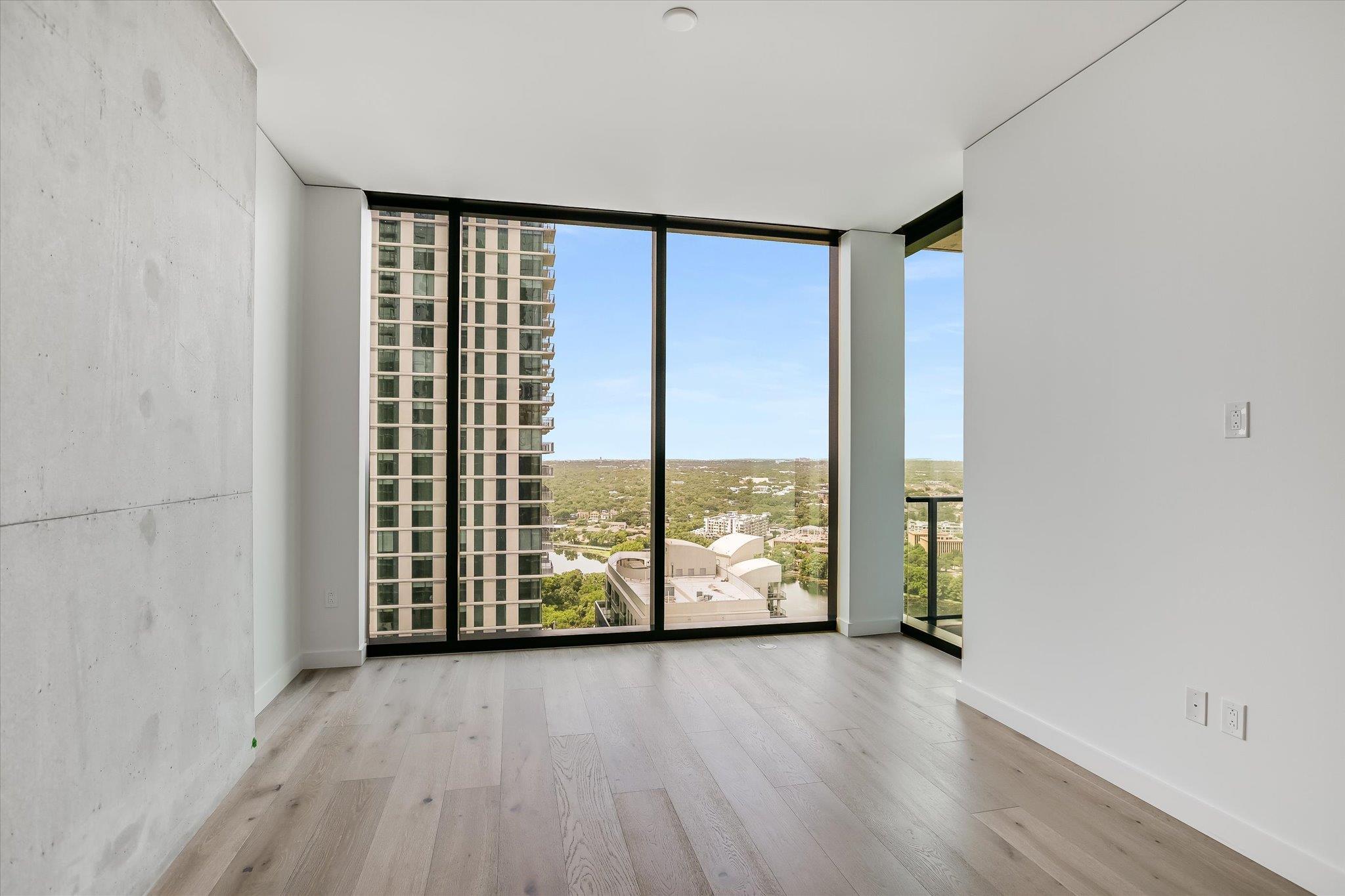 610 Davis ST # 2705