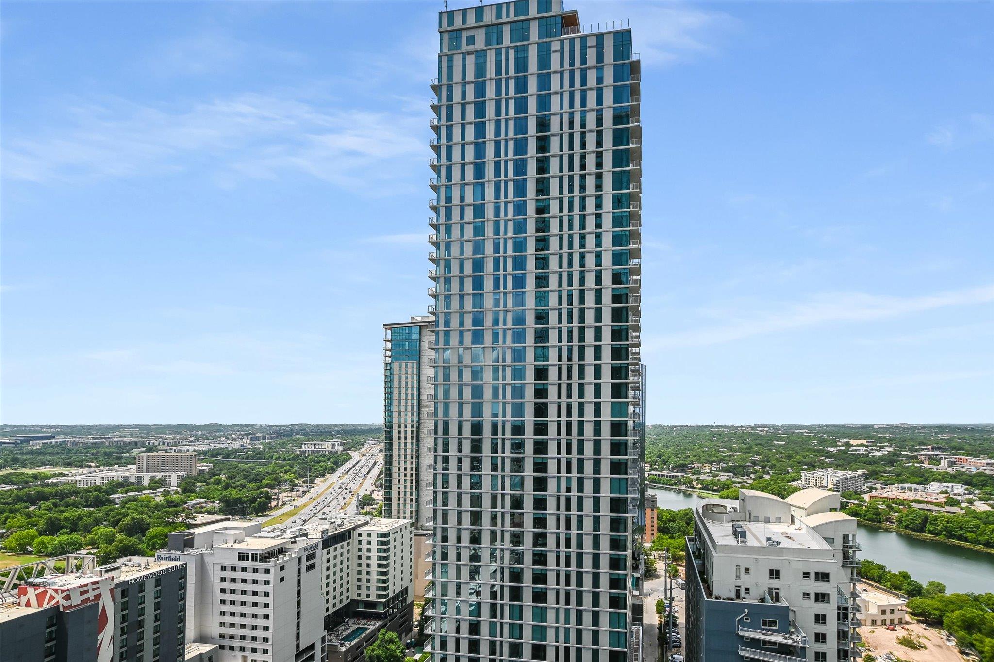 610 Davis ST # 2705