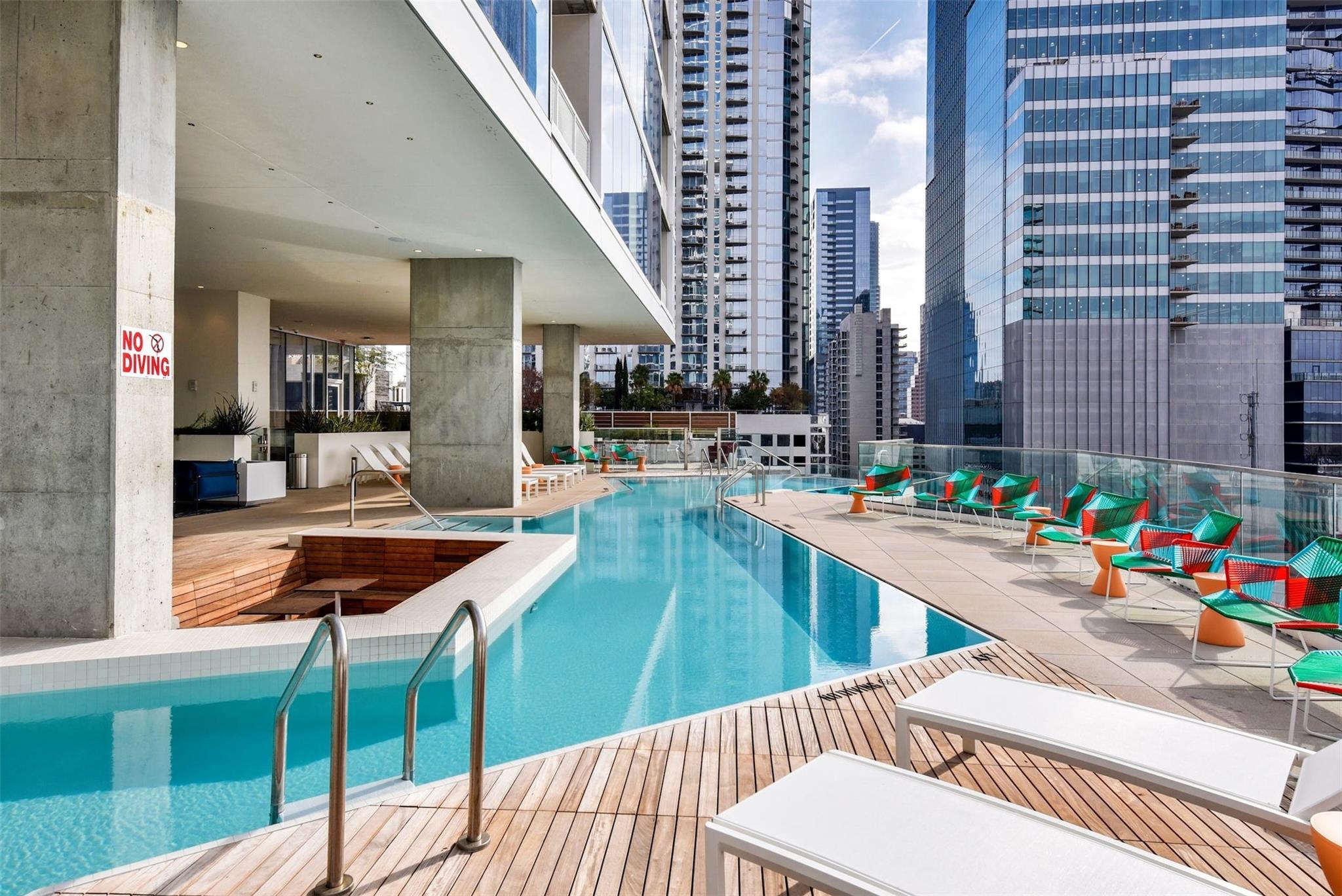 301 West Ave # 1807
