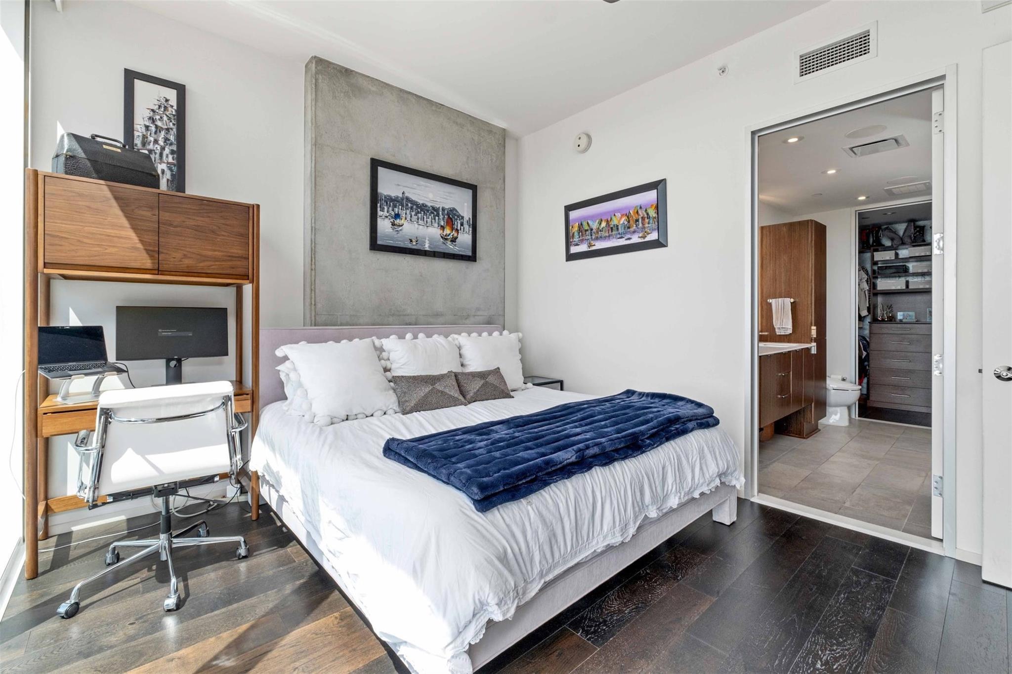 301 West Ave # 1807