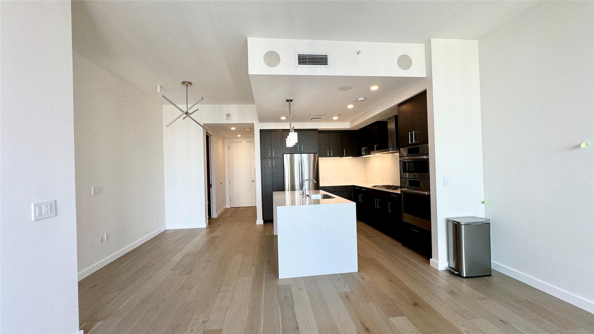 301 West Ave # 3604