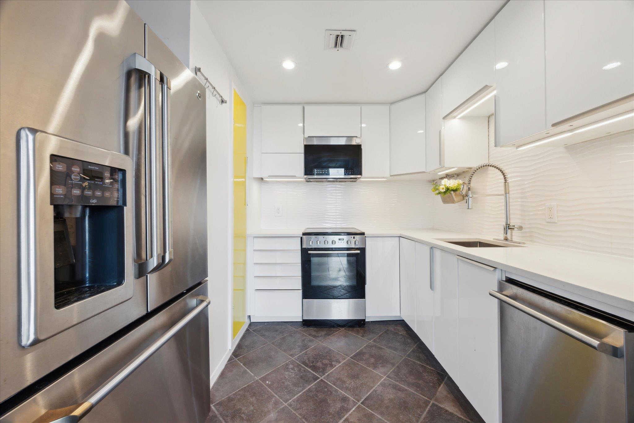 1801 Lavaca ST # 4D