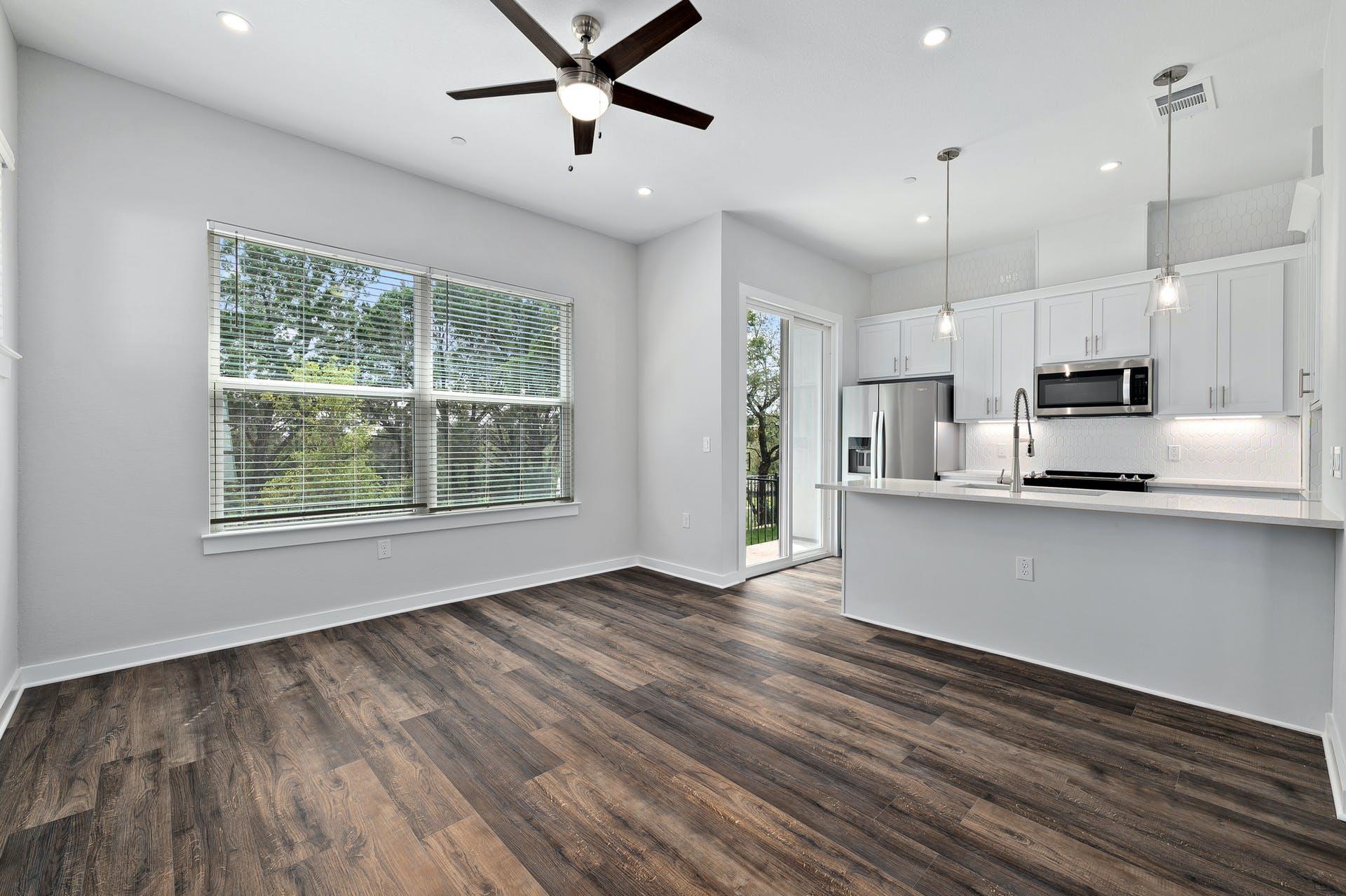 12001 Vista Parke DR # 701