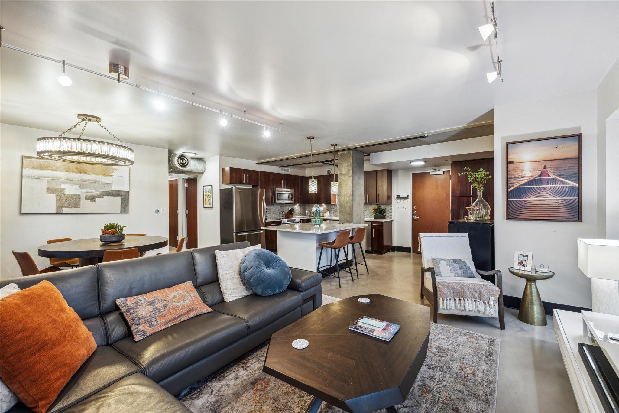 800 Brazos ST # 1007