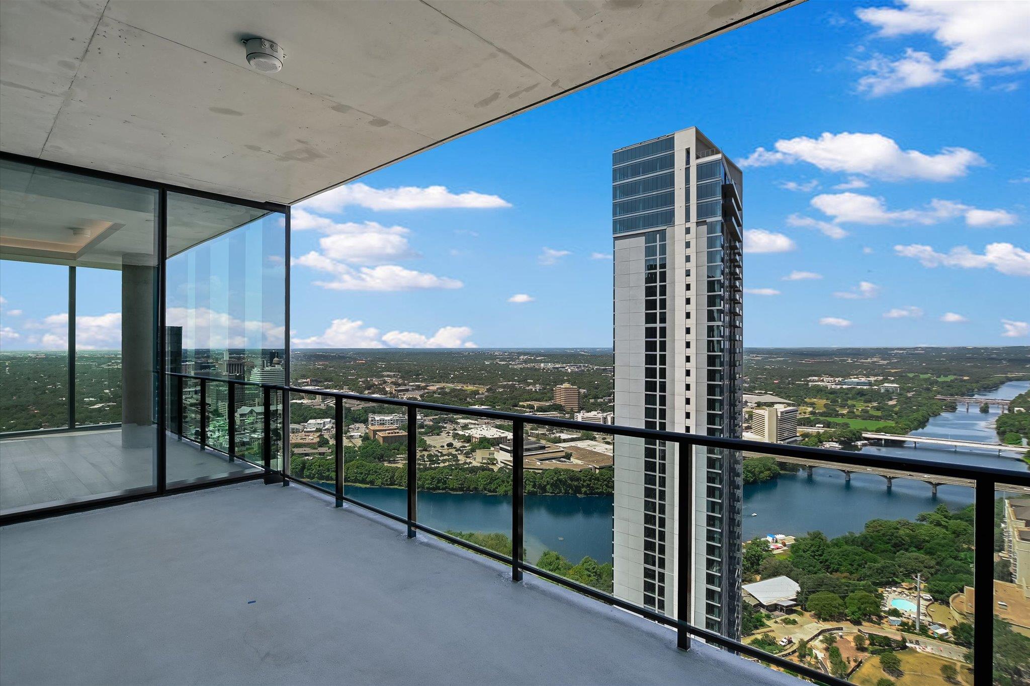 610 Davis ST # 3803