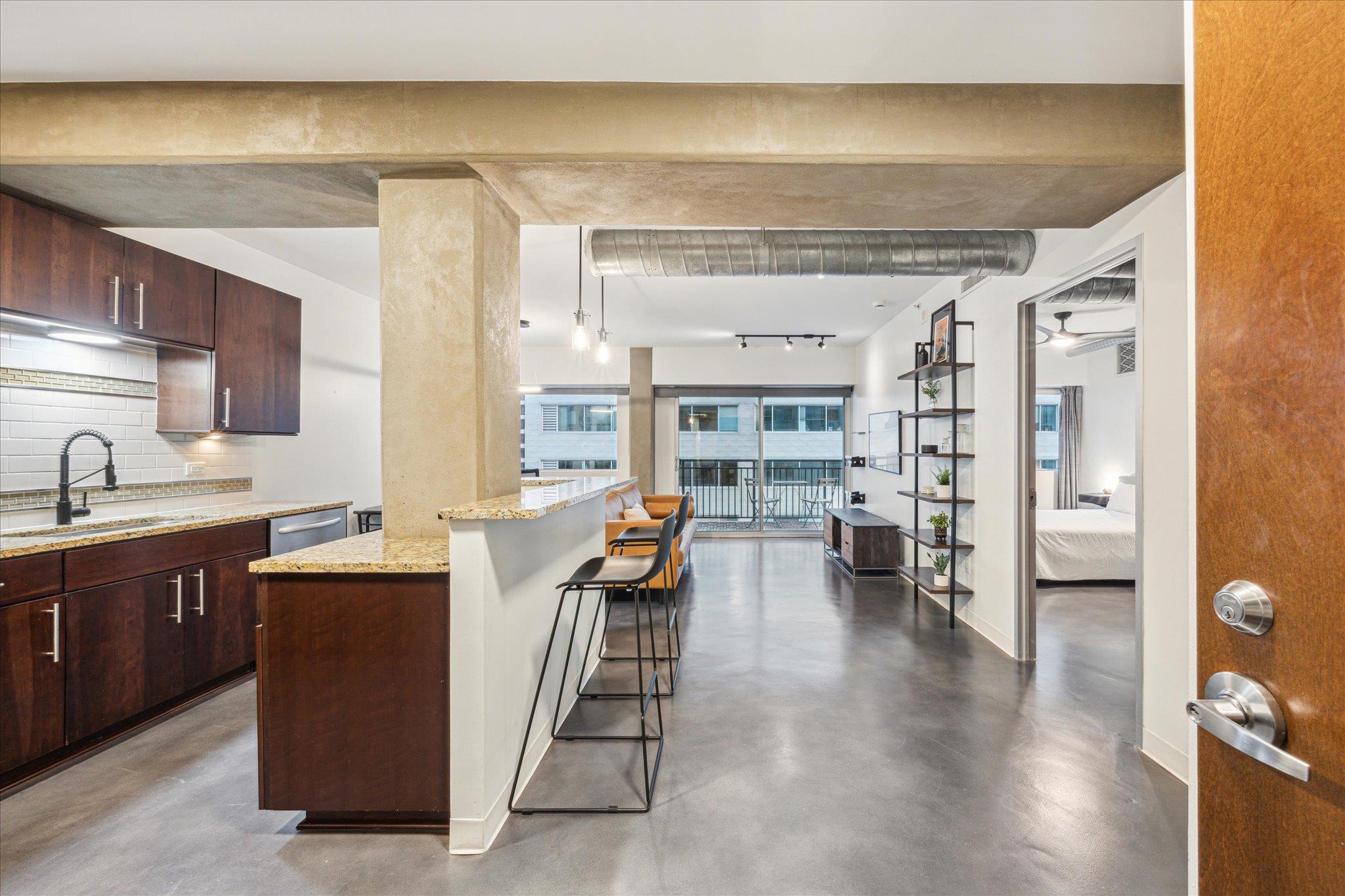 800 Brazos ST # 1002