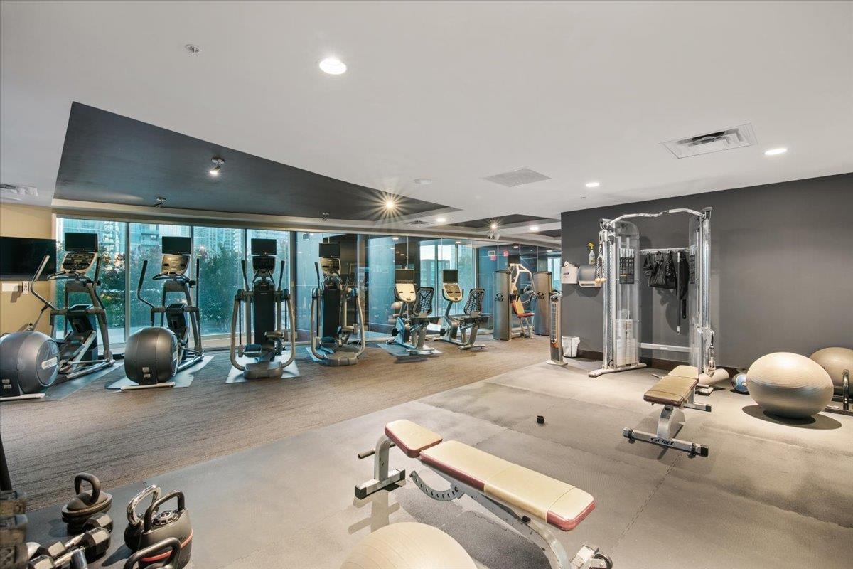 360 Nueces ST # 1707