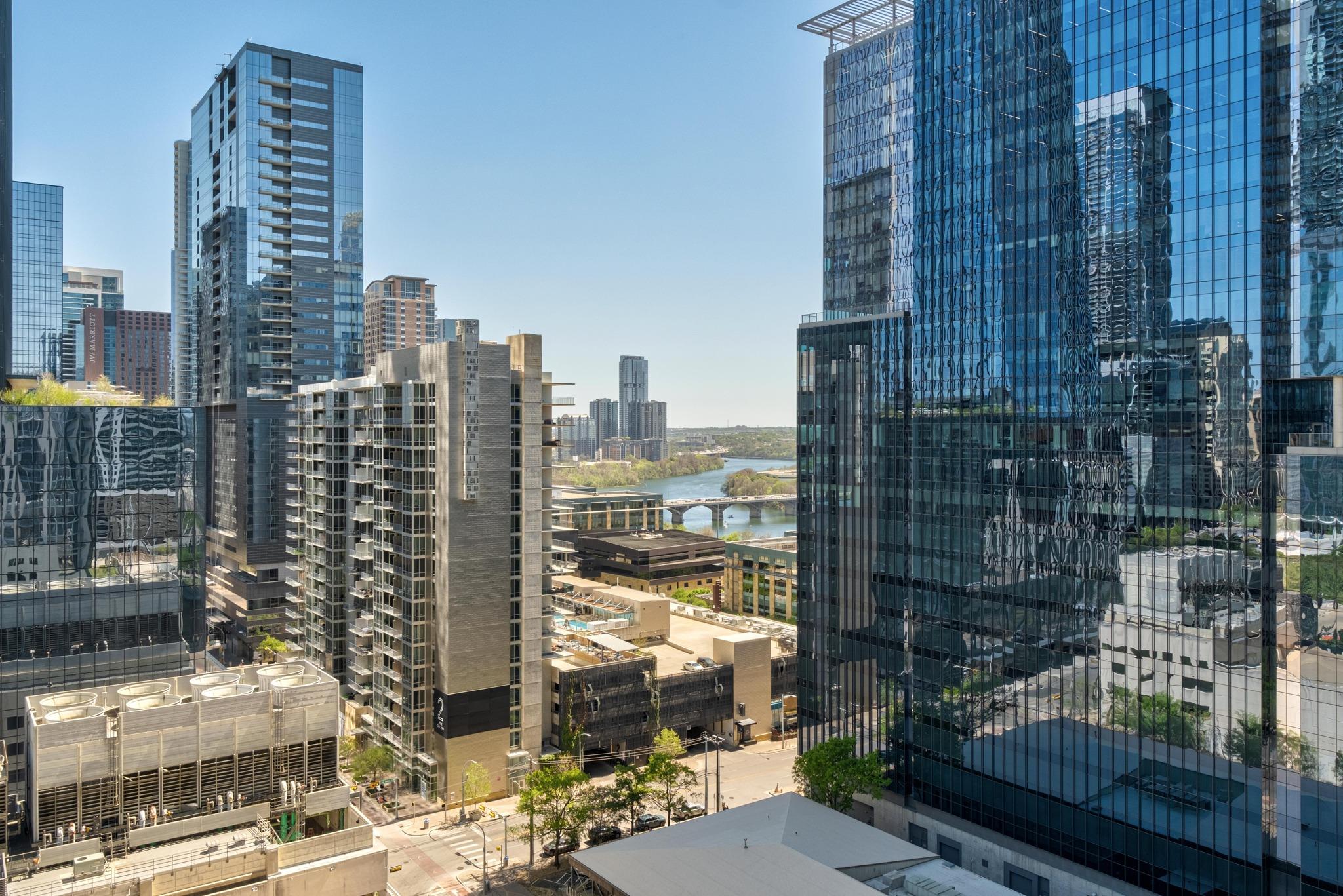 360 Nueces ST # 1707