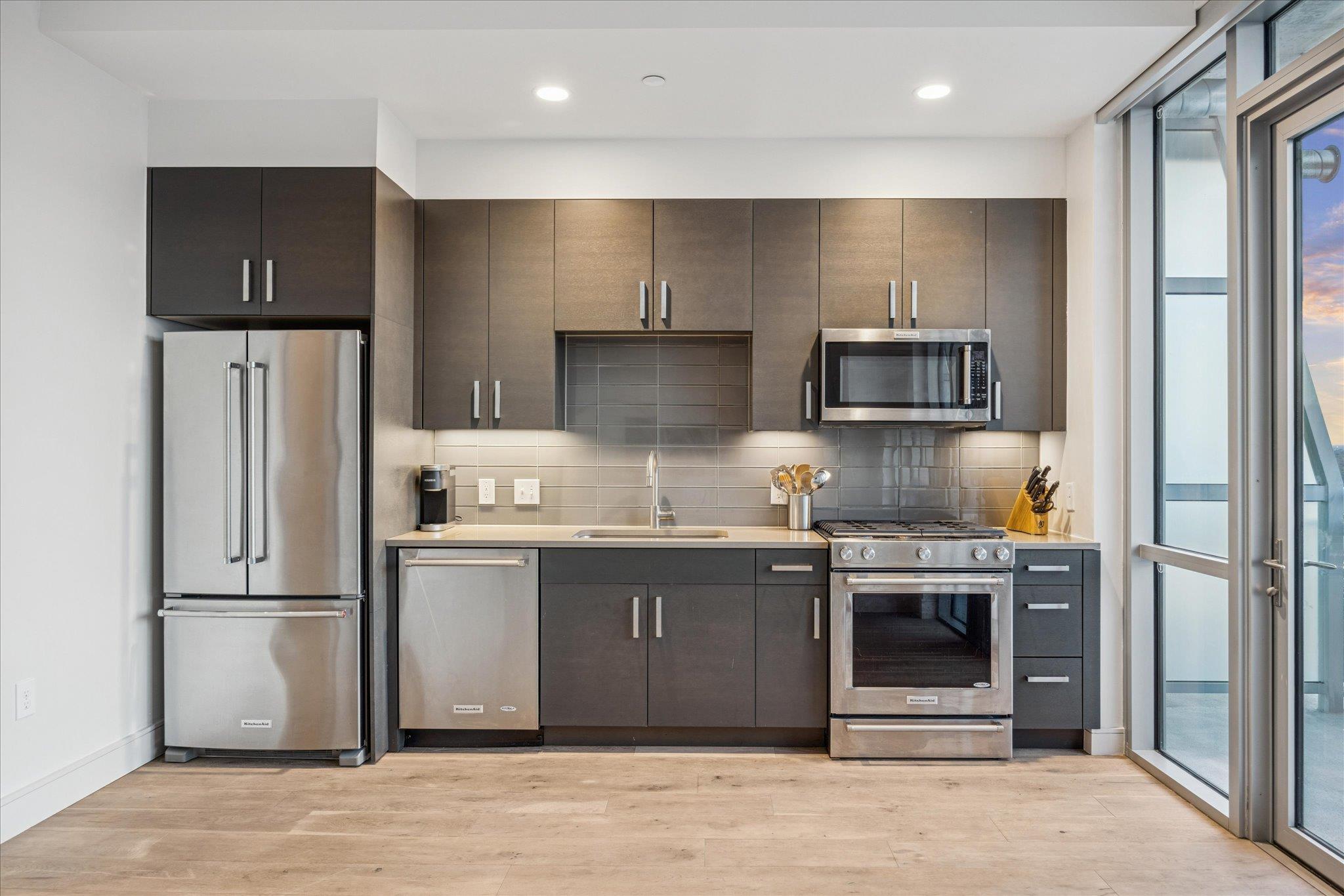 222 West Ave # 2804
