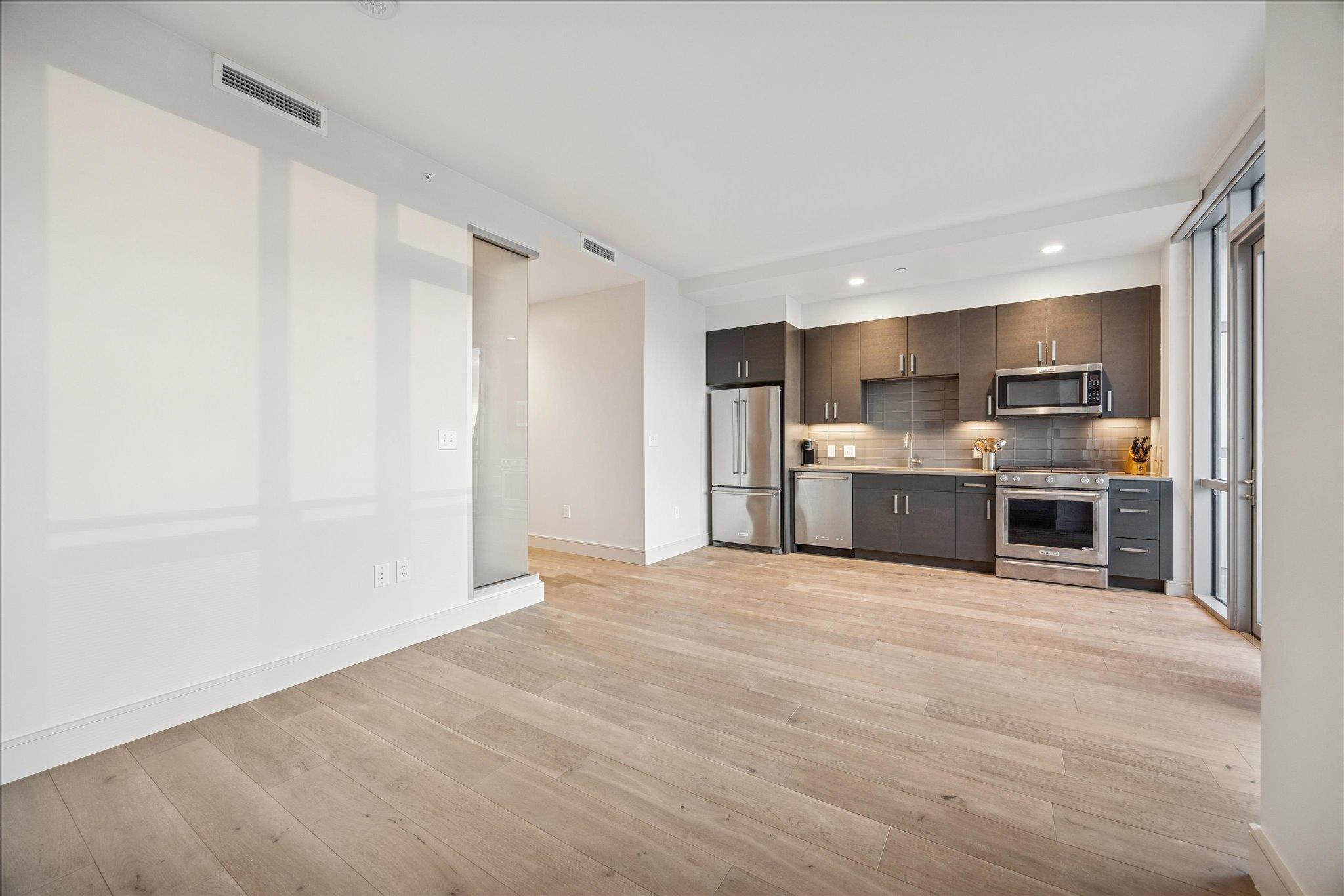 222 West Ave # 2804