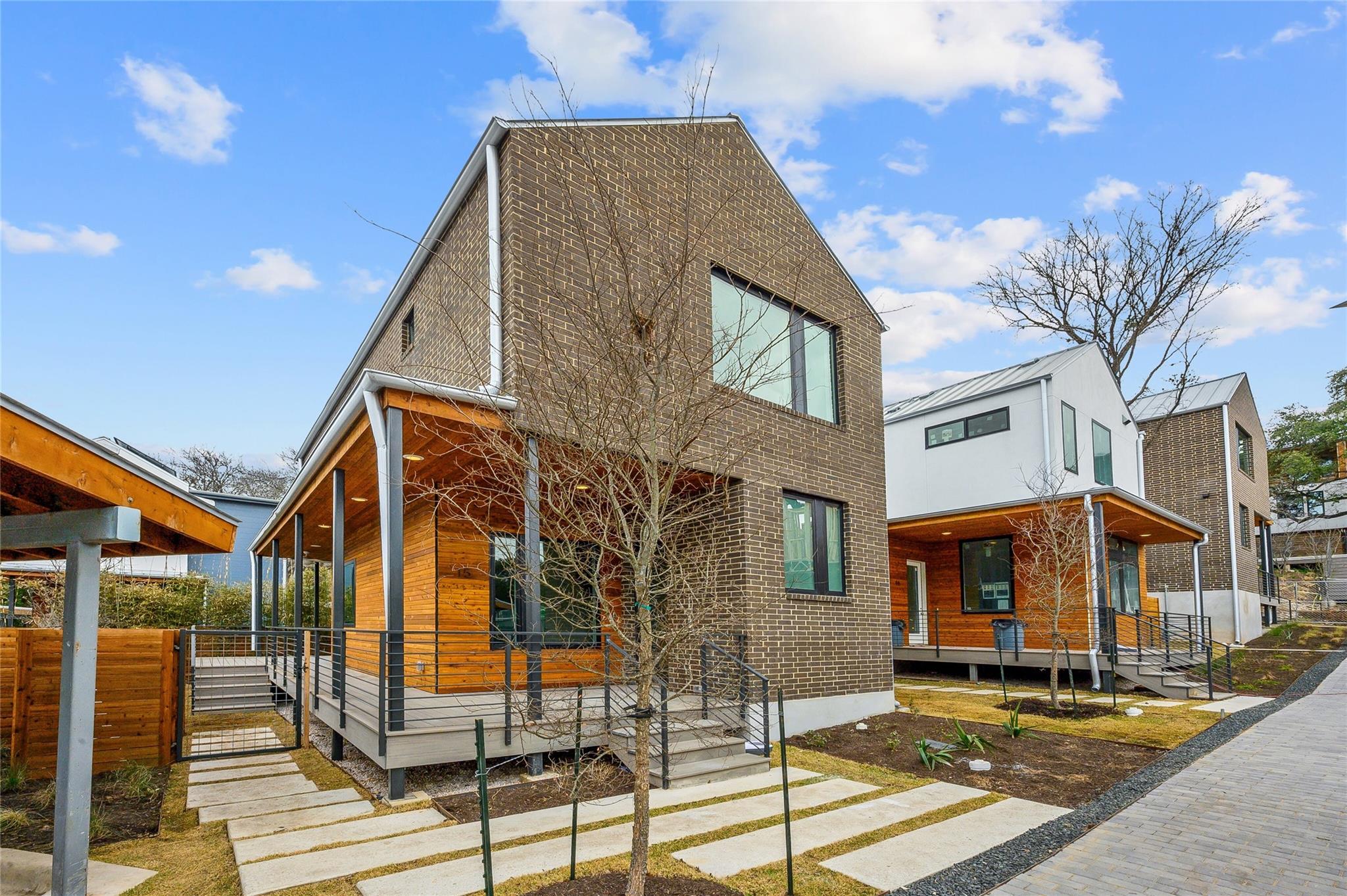 900 S 2nd ST # 15