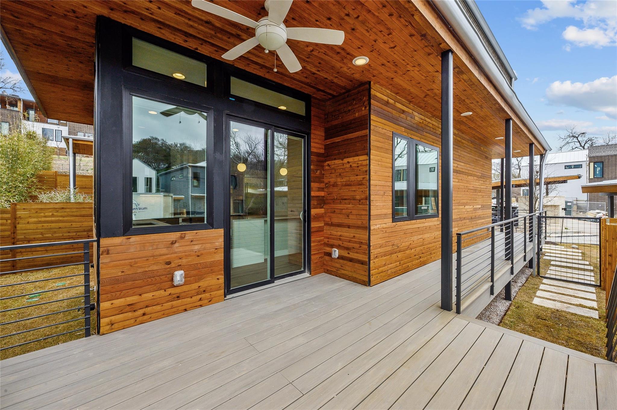 900 S 2nd ST # 15