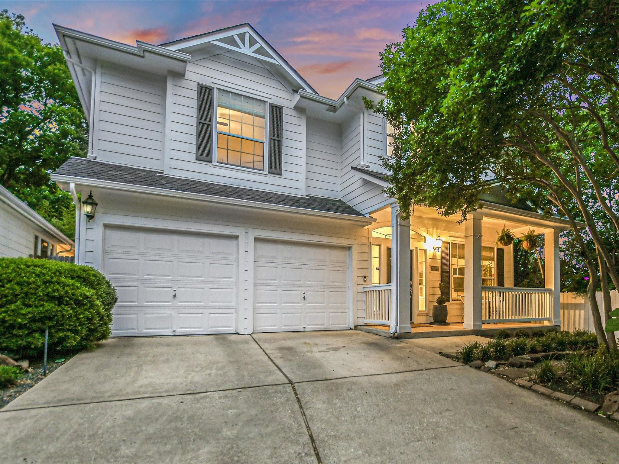 2821 Kinney Oaks CT