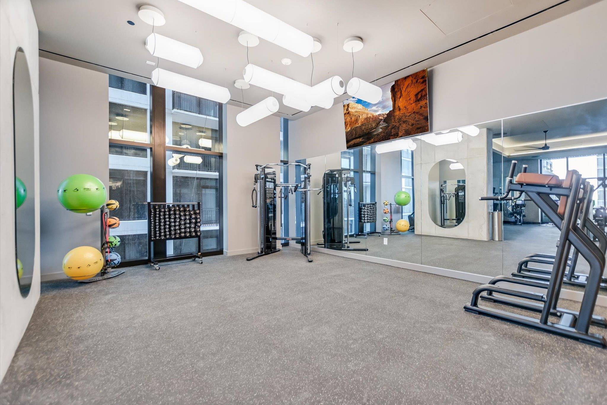 610 Davis ST # 3010