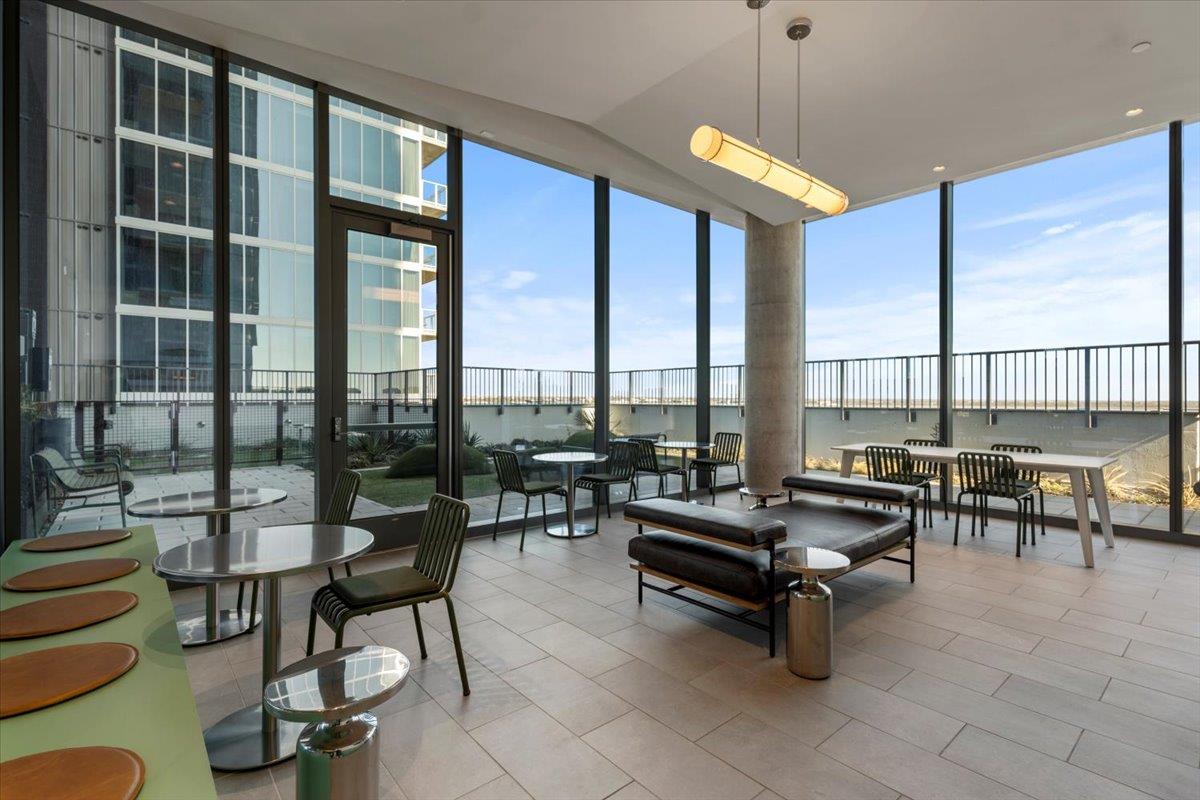44 East Ave # 2606
