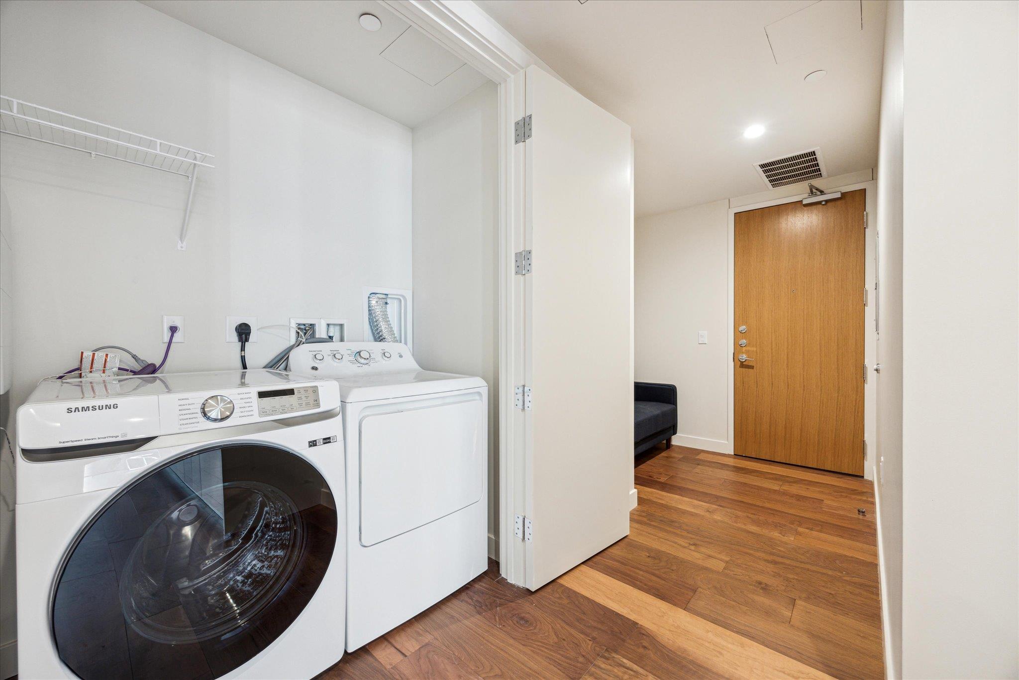 44 East Ave # 2606