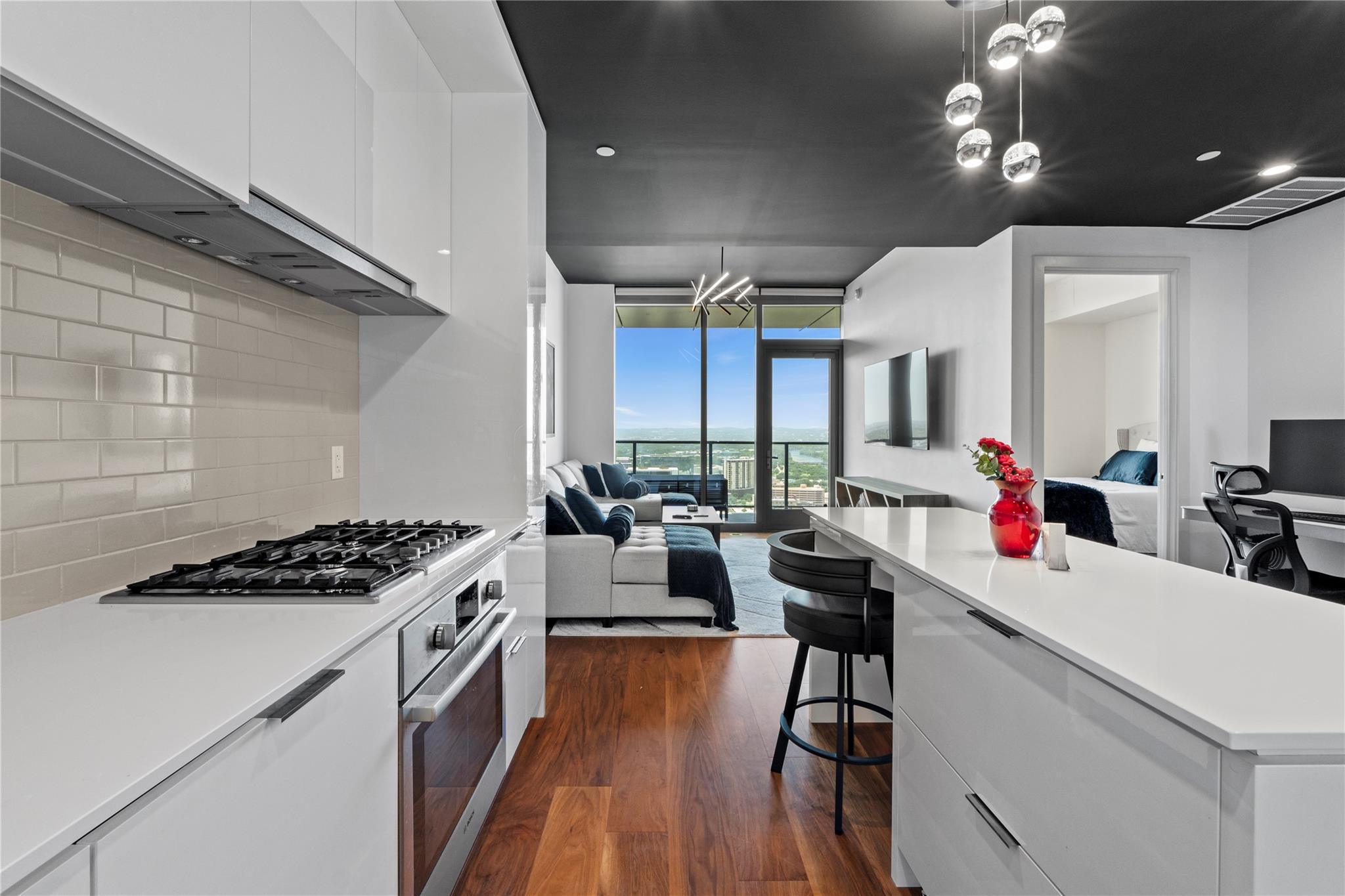 44 East Ave # 3103