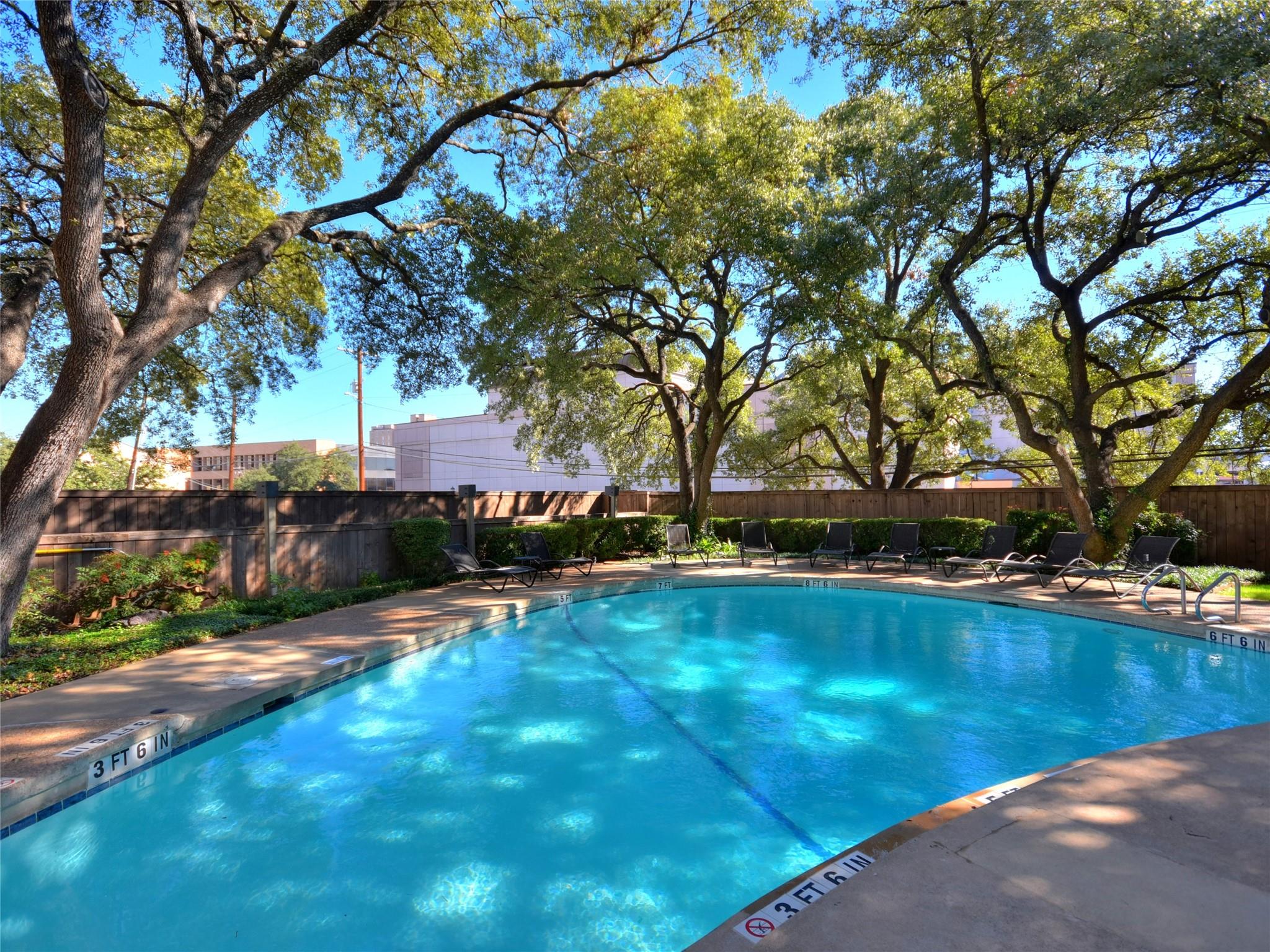 1801 Lavaca ST # 9J