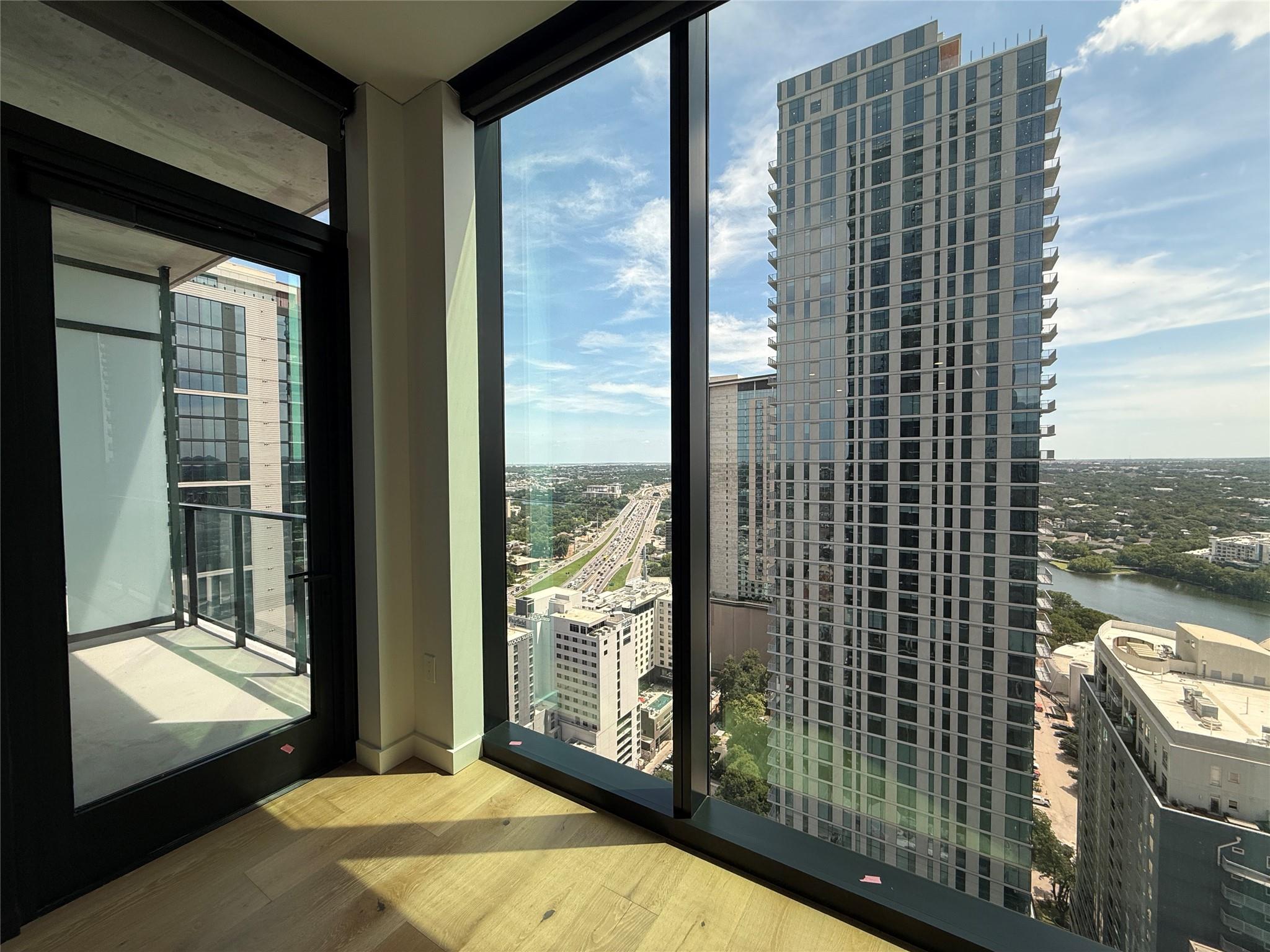 610 Davis ST # 3104