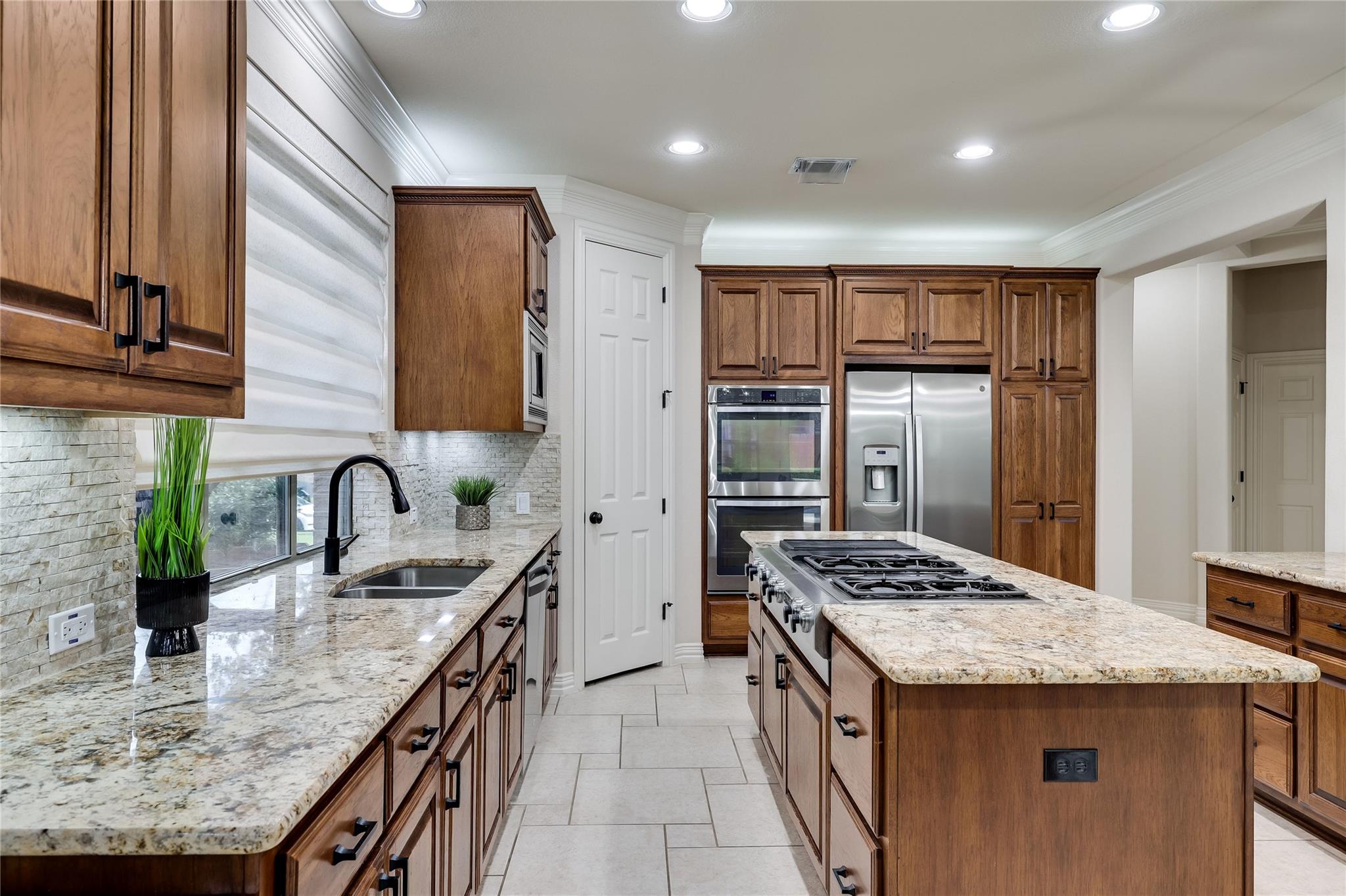 408 Ridgetop BND