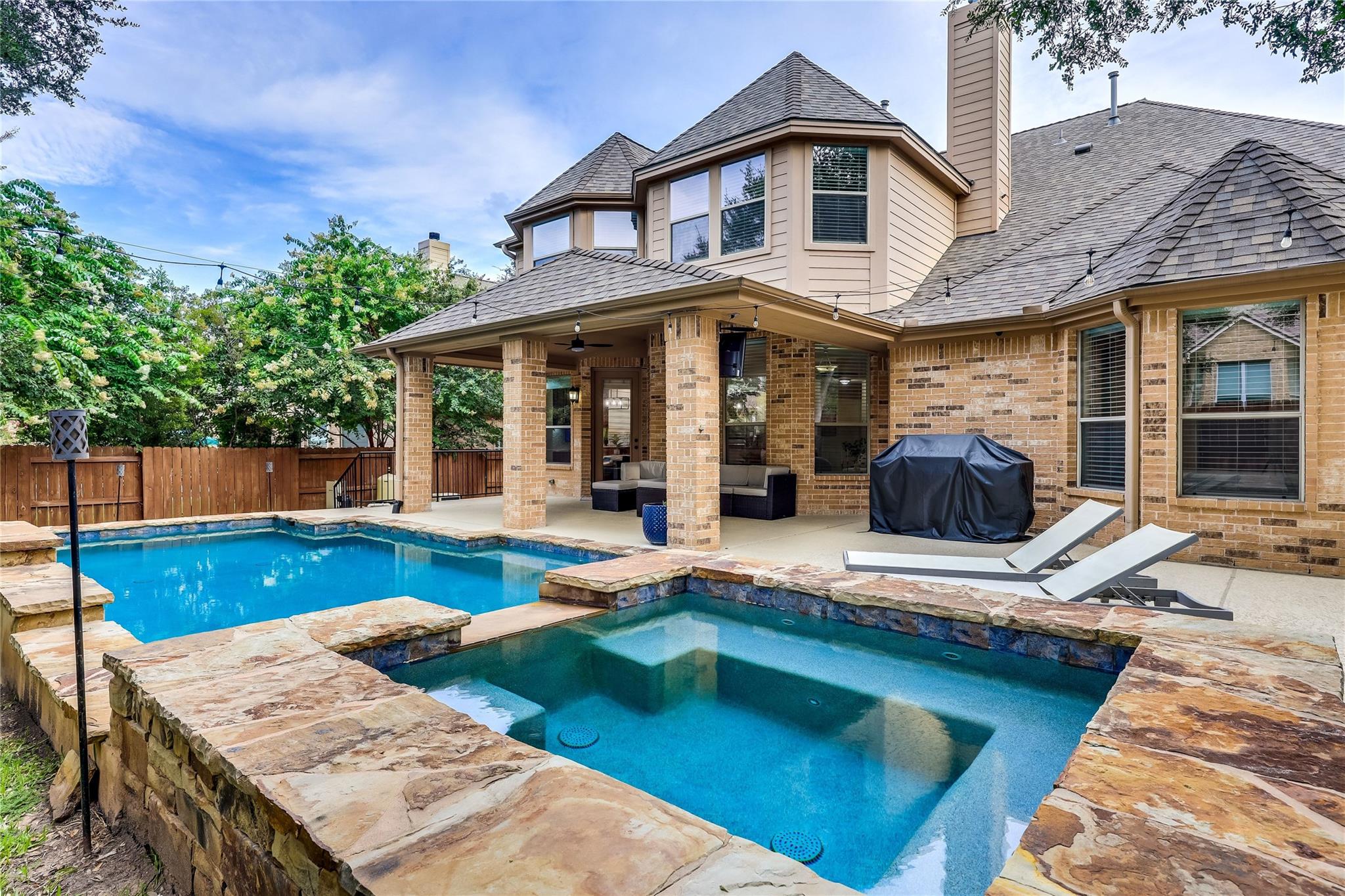 408 Ridgetop BND