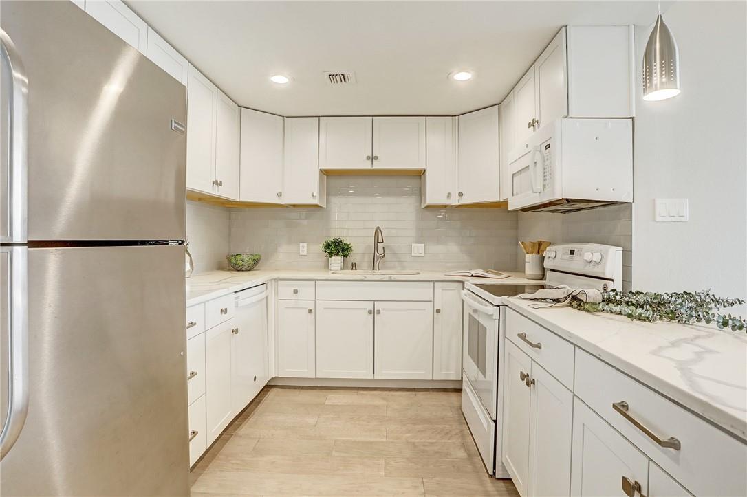 1801 Lavaca ST # 11F