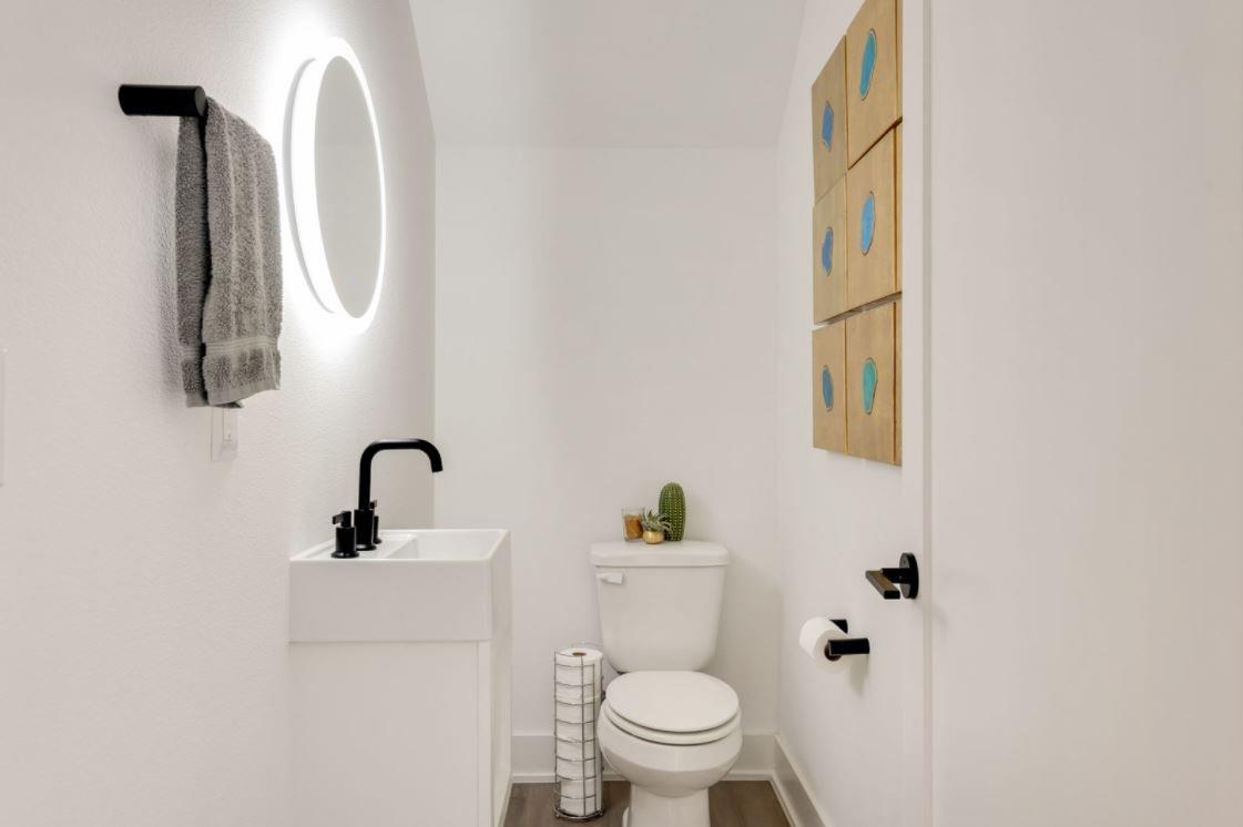 1615 S 2nd ST # 4, Austin Unit: 4