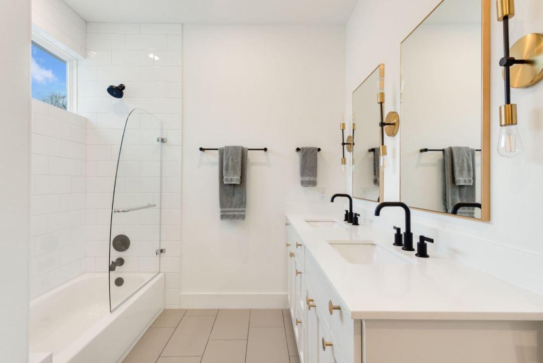 1615 S 2nd ST # 4, Austin Unit: 4