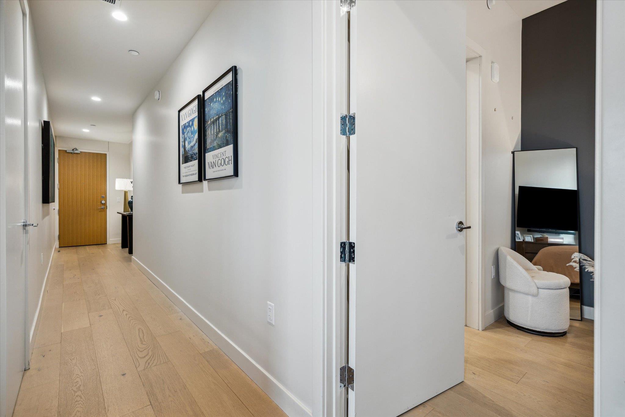 44 East Ave # 1607