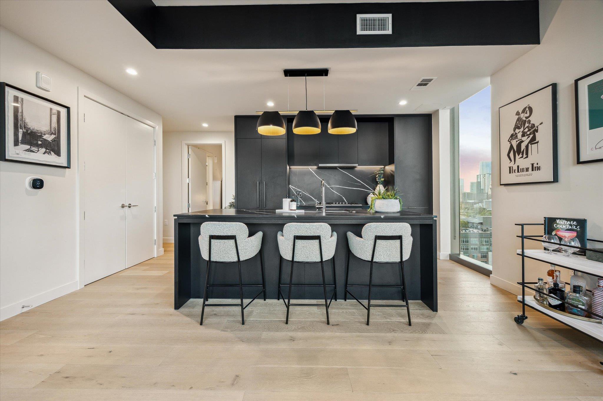 44 East Ave # 1607