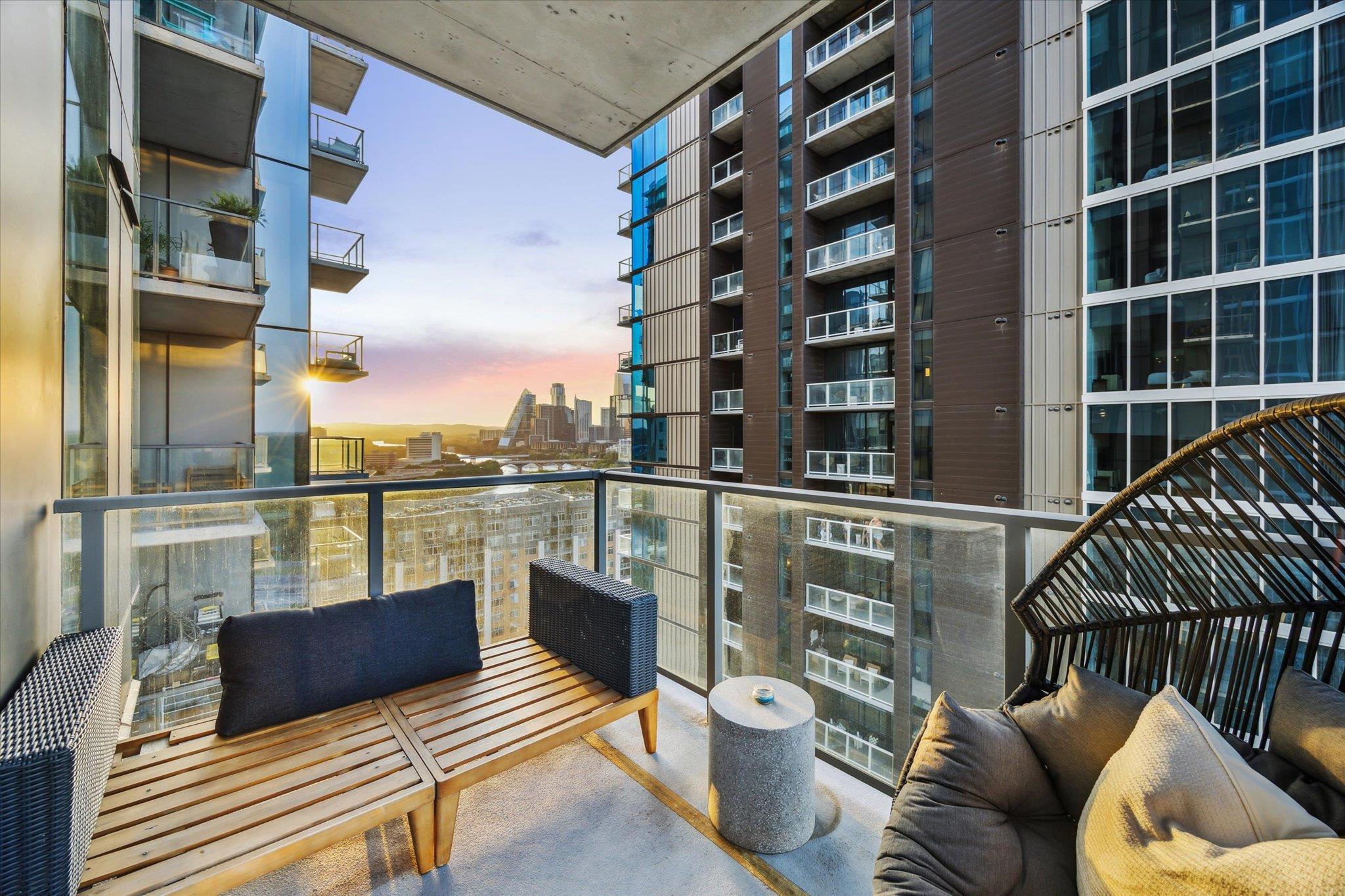 44 East Ave # 1607