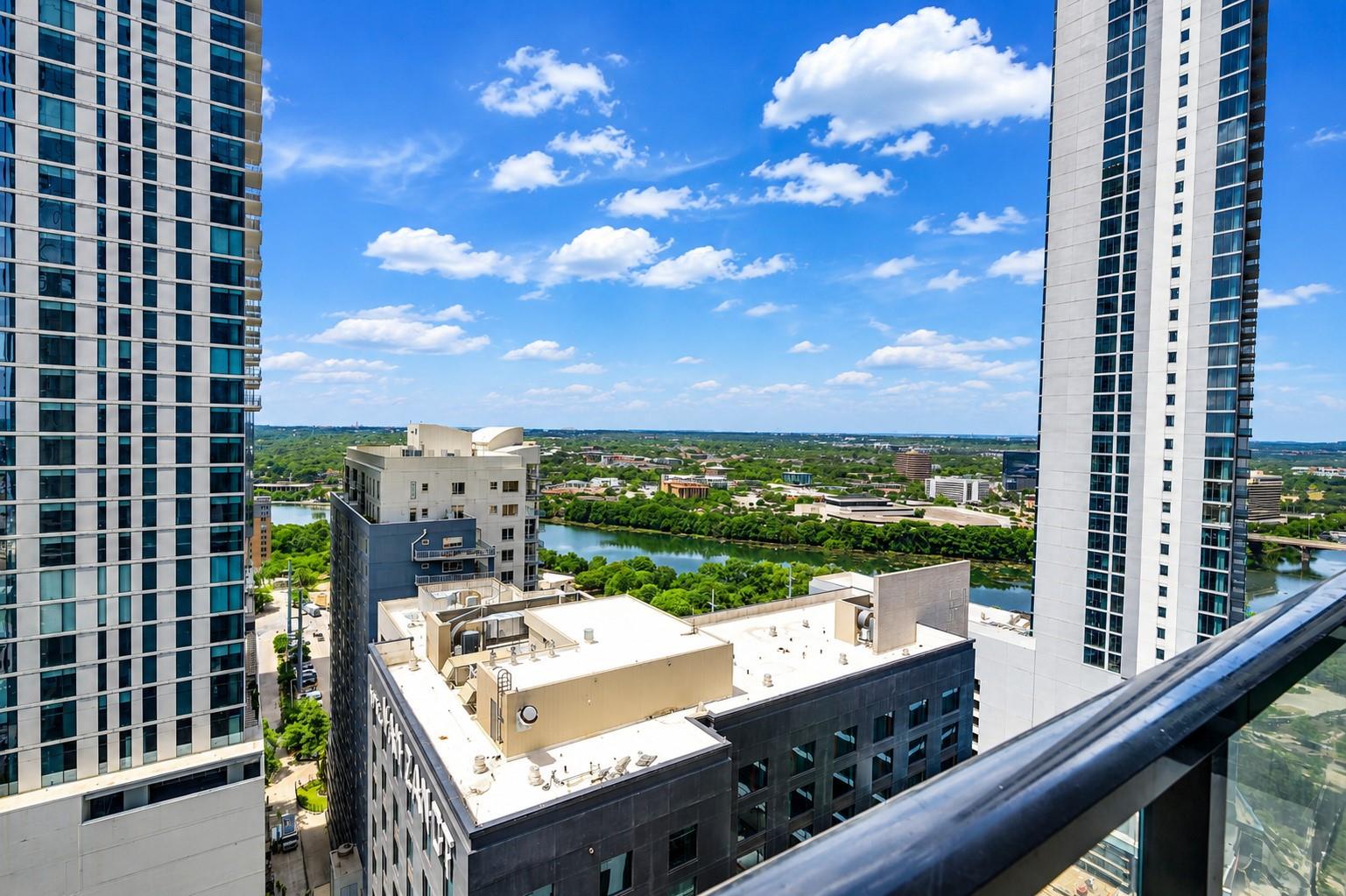 610 Davis ST # 2205