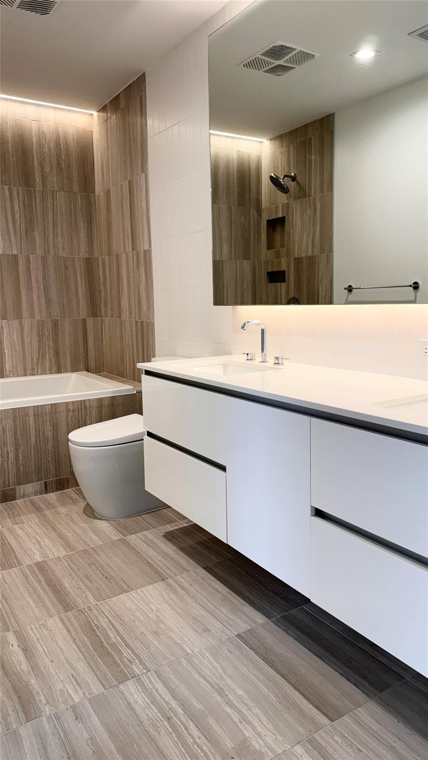 313 W 17th ST # 1502