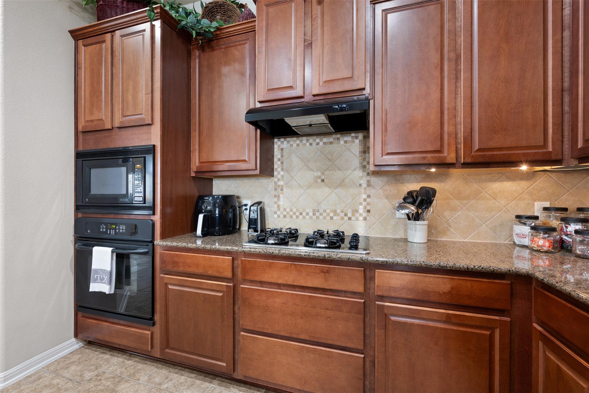 3509 Twin Branch DR