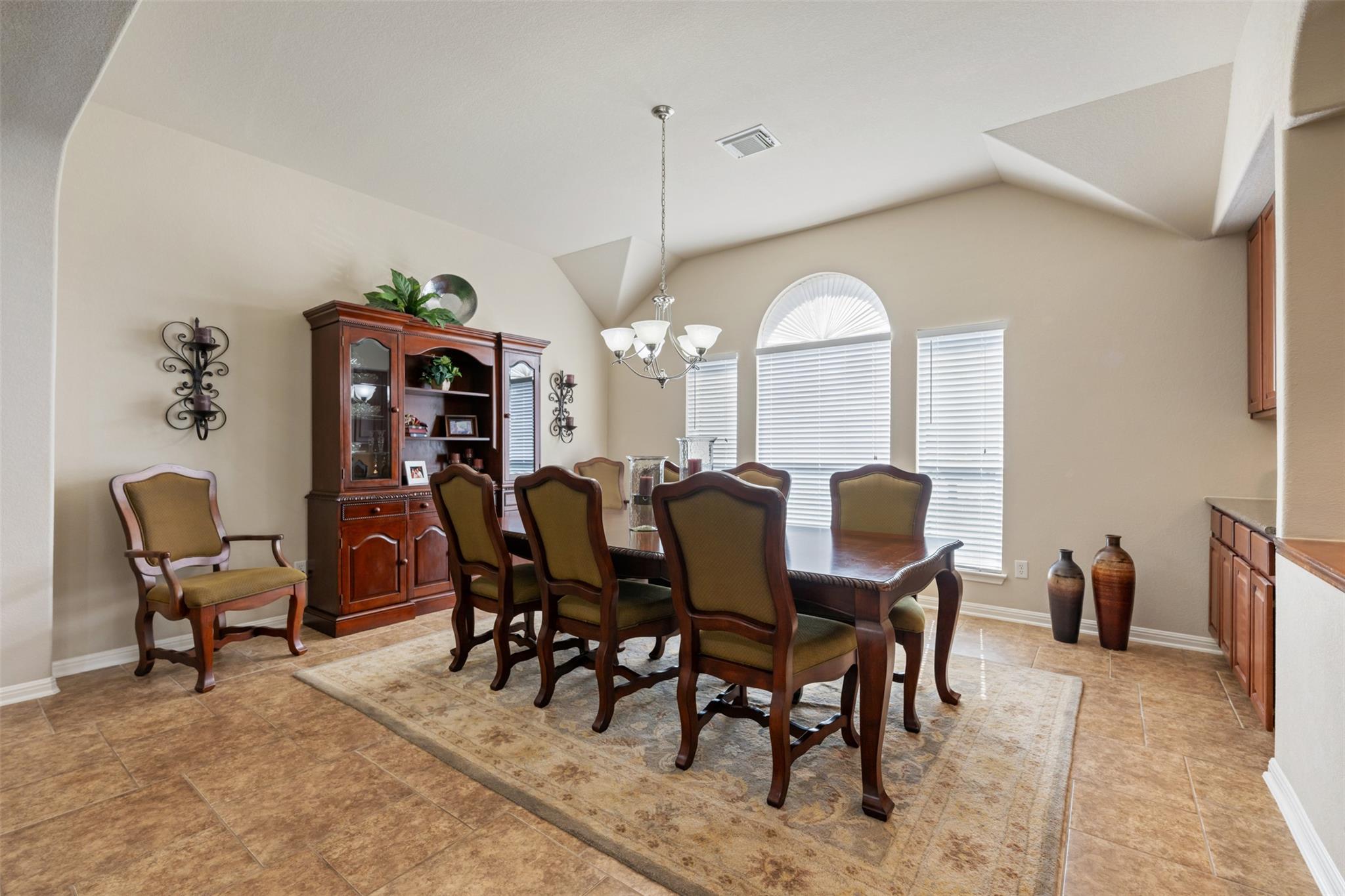 3509 Twin Branch DR
