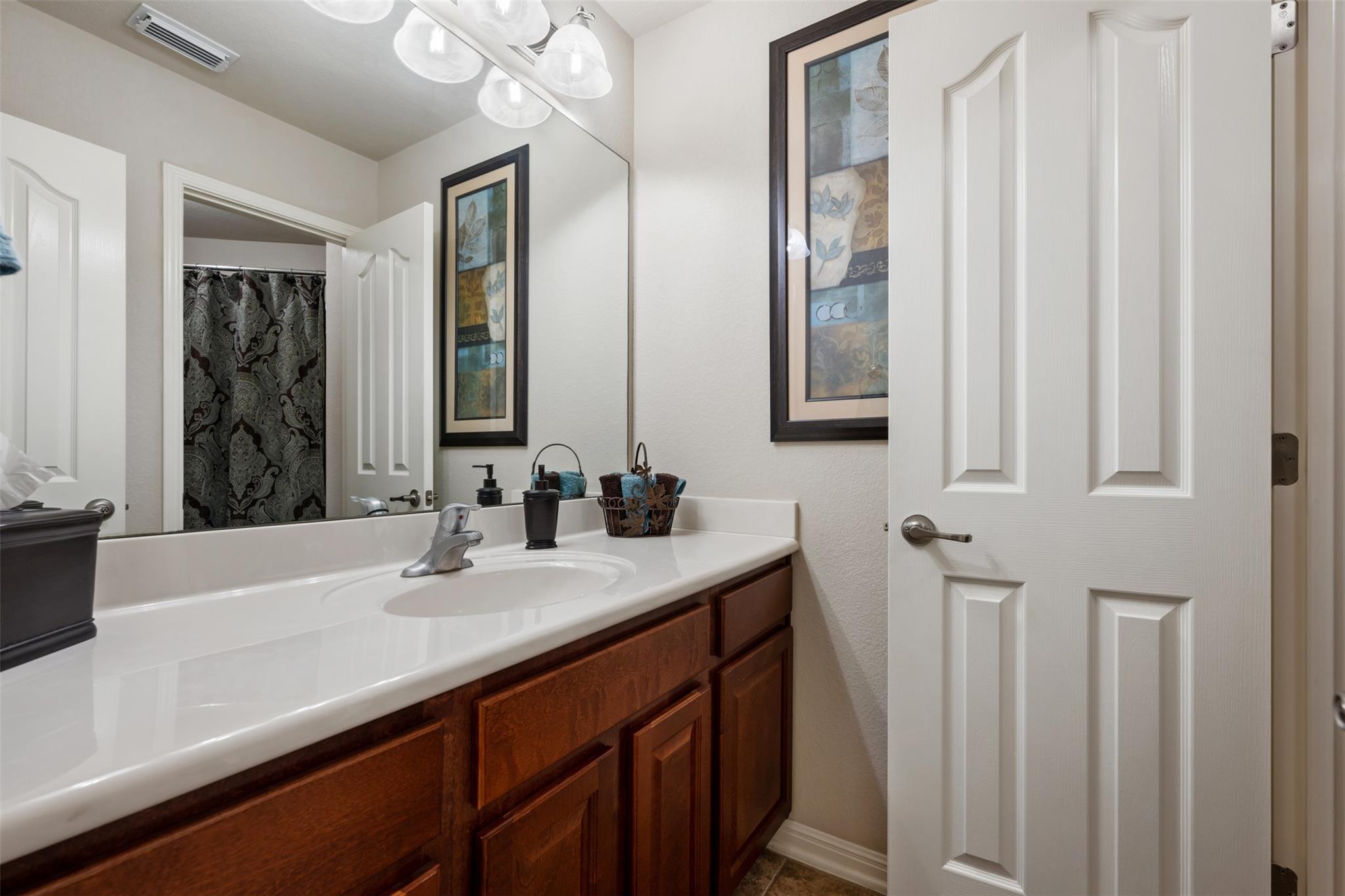 3509 Twin Branch DR
