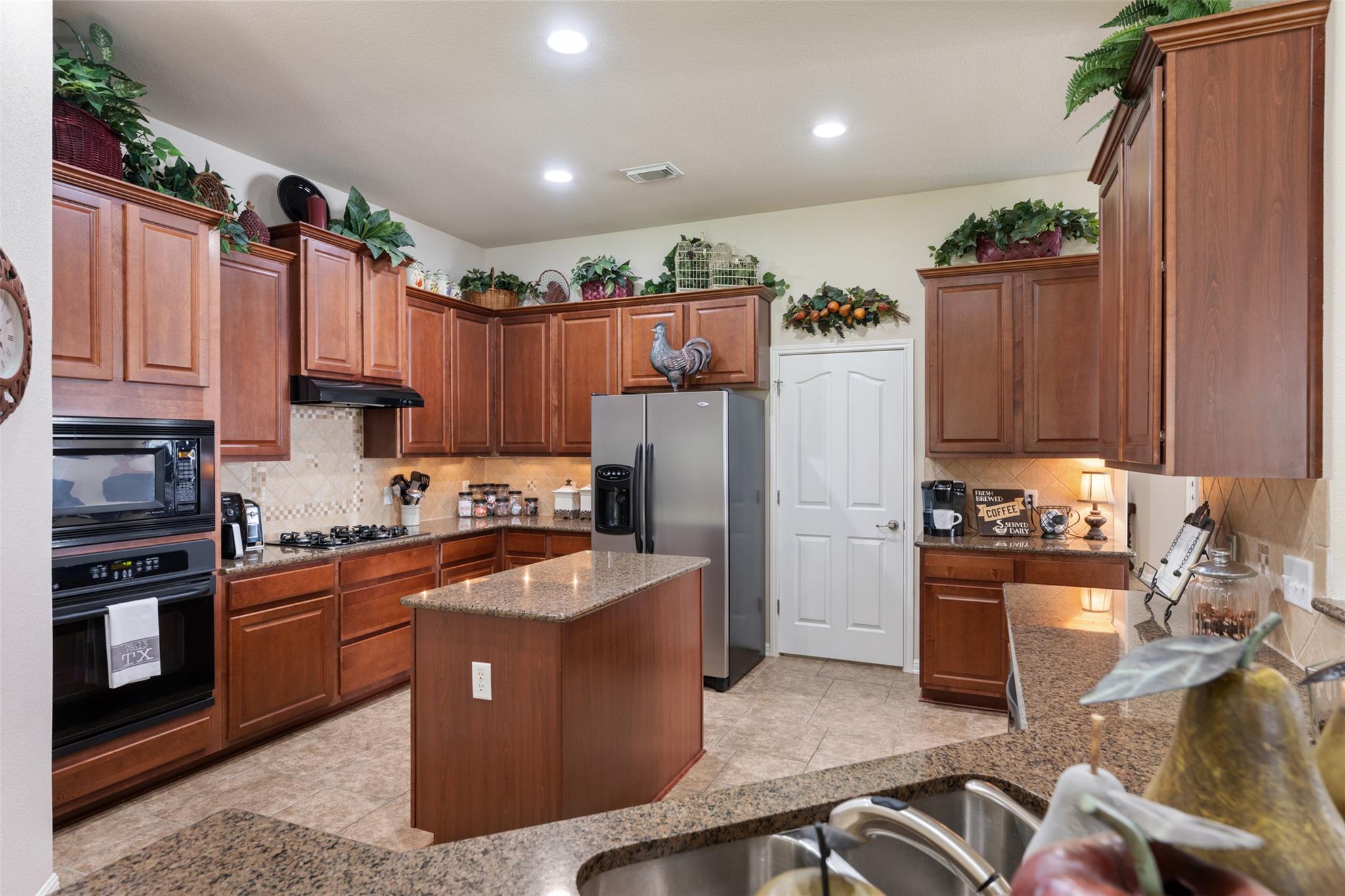 3509 Twin Branch DR