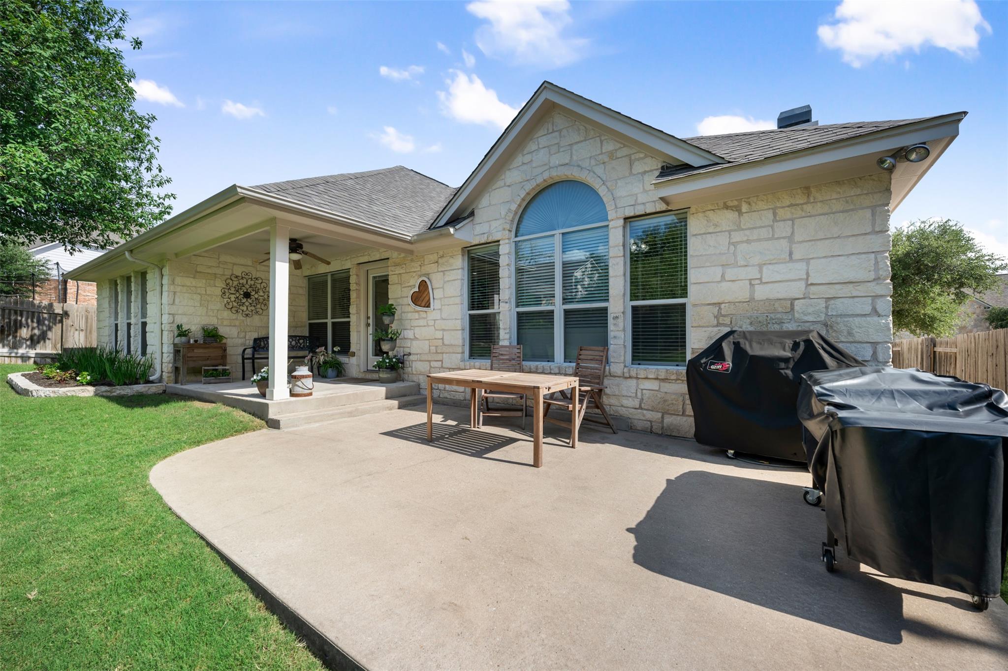 3509 Twin Branch DR