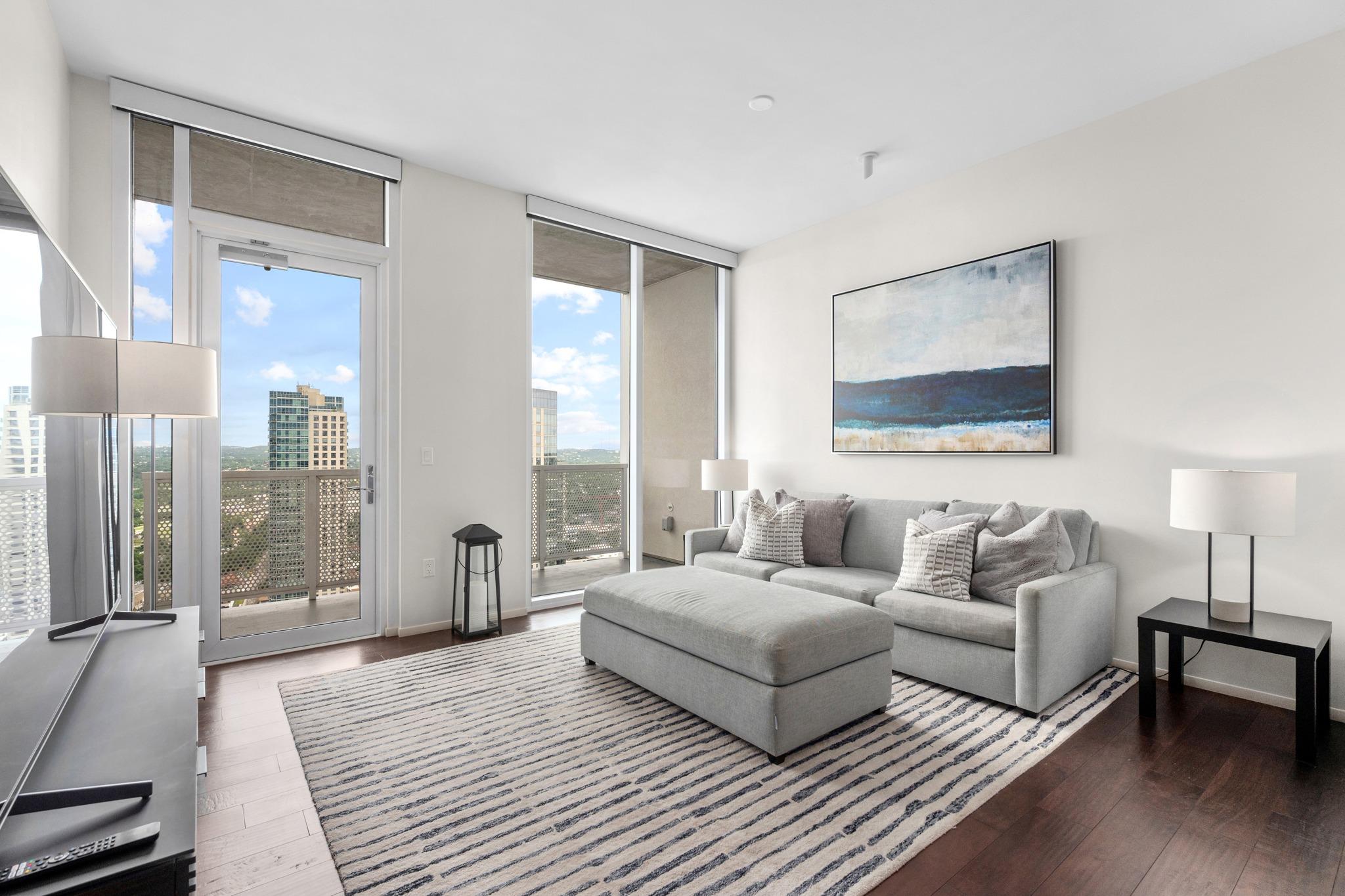 301 West Ave # 3208