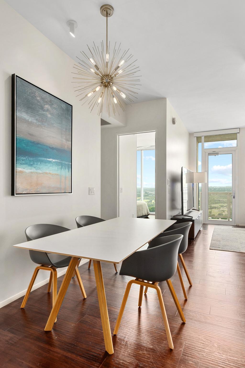 301 West Ave # 3208