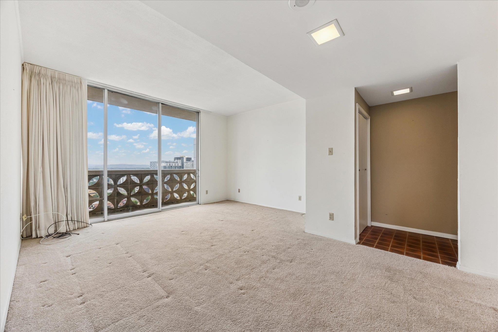 1801 Lavaca ST # 14K